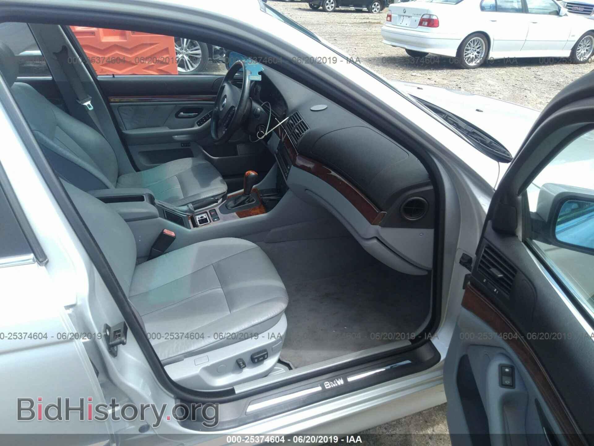 2003 BMW 530 - VIN: WBADT63473CK42519 - Photo 5