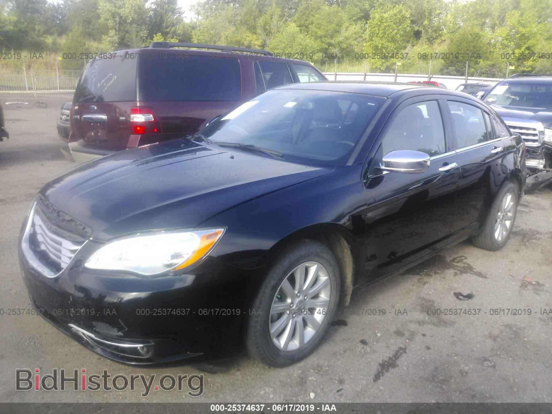 2014 CHRYSLER 200 - VIN: 1C3CCBCG6EN100224 - Фото 2