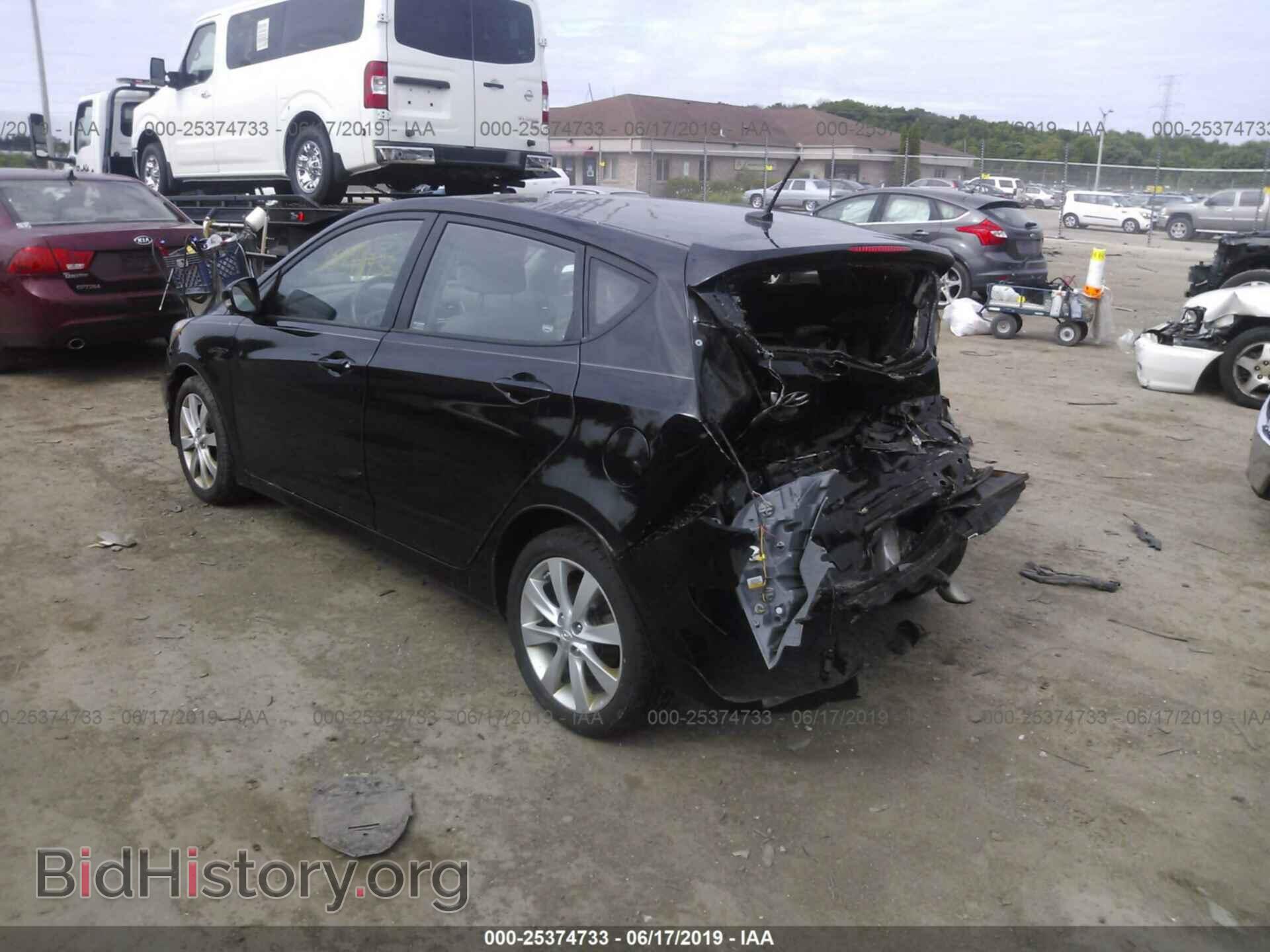 2013 HYUNDAI ACCENT - VIN: KMHCU5AE3DU067145 - Фото 3
