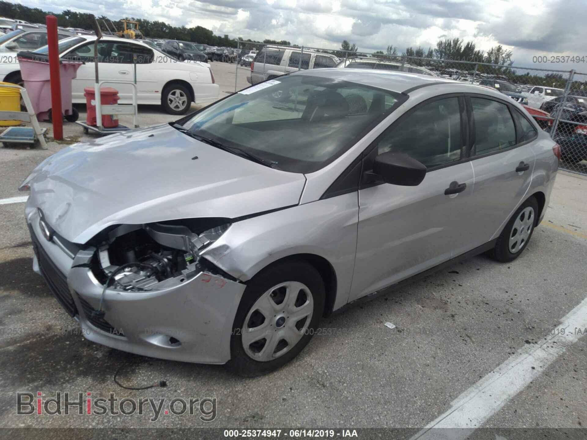 2014 FORD FOCUS - VIN: 1FADP3E24EL142128 - Фото 2
