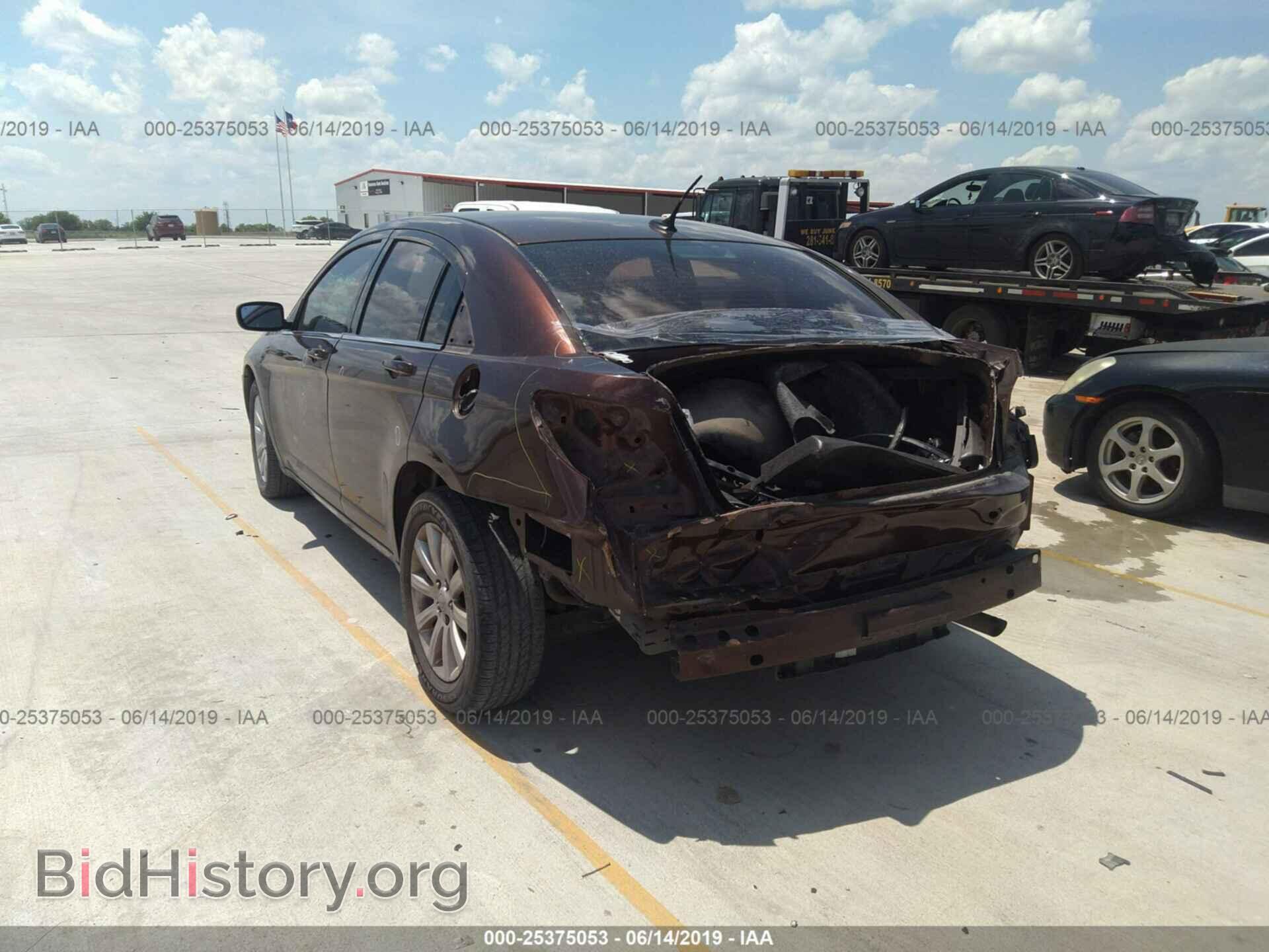2013 CHRYSLER 200 - VIN: 1C3CCBBB6DN676447 - Photo 3