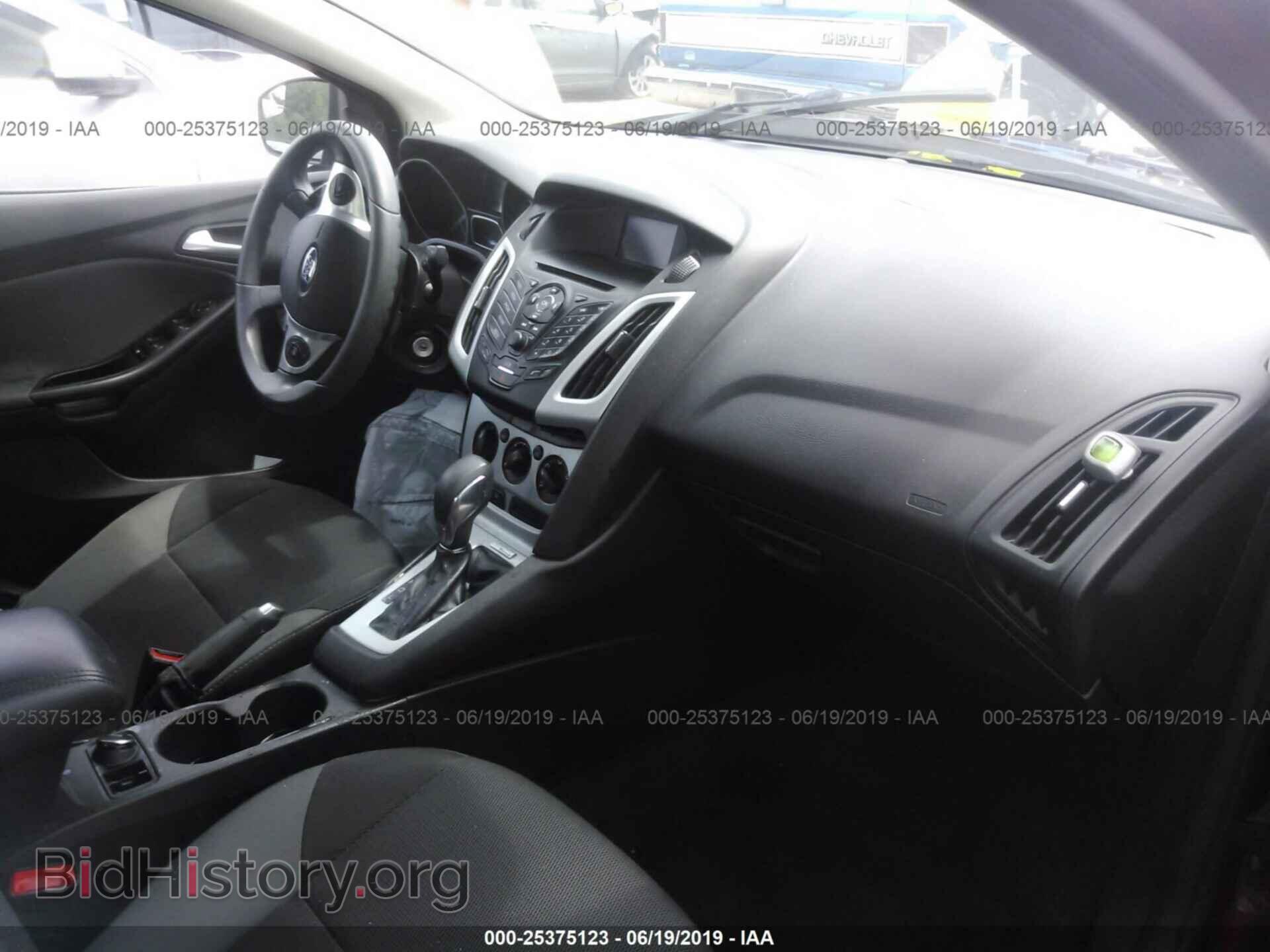 2013 FORD FOCUS - VIN: 1FADP3F29DL379890 - Photo 5