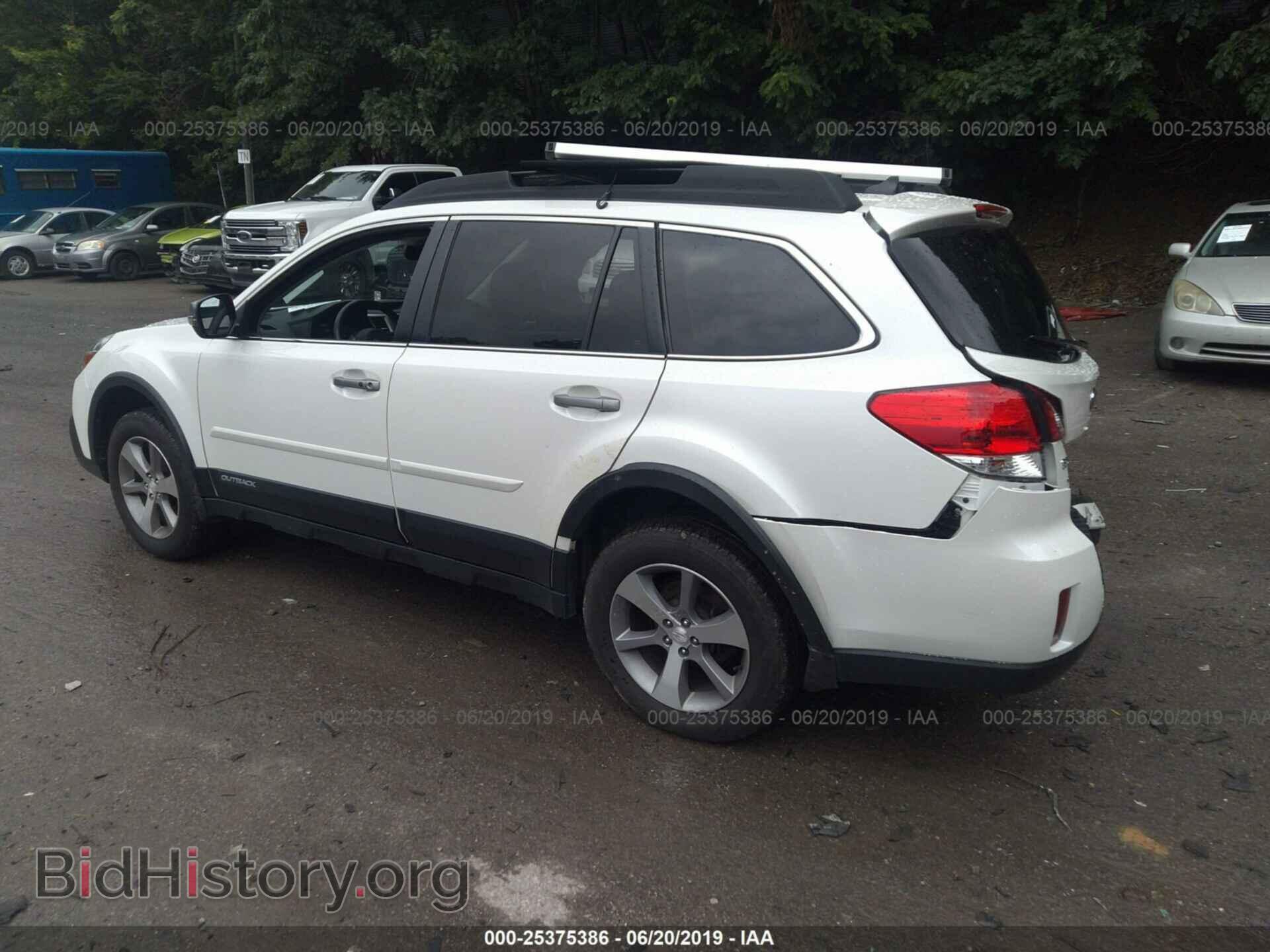2014 SUBARU OUTBACK - VIN: 4S4BRBPC9E3275877 - Фото 3