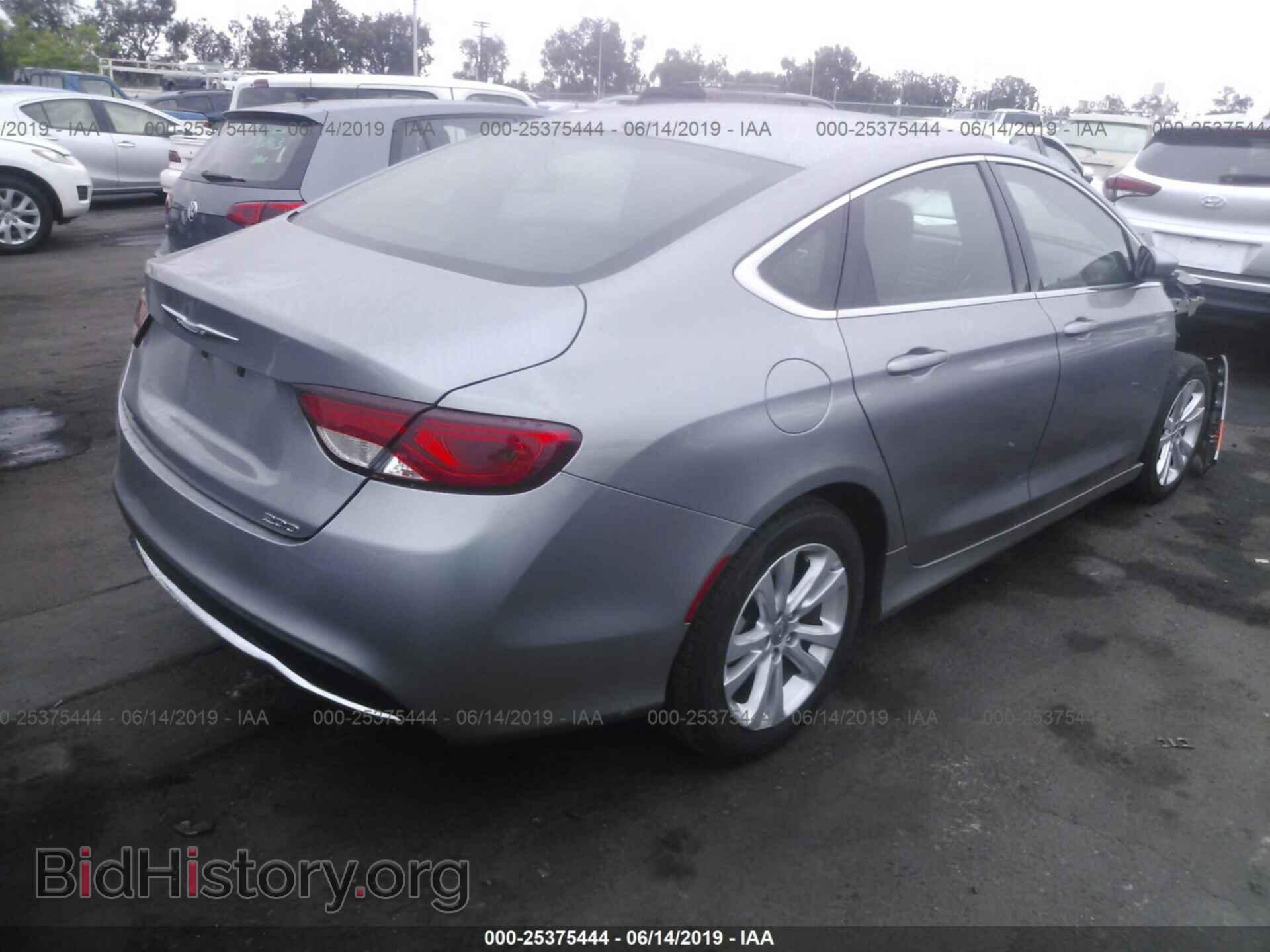 2016 CHRYSLER 200 - VIN: 1C3CCCAB8GN105781 - Photo 4