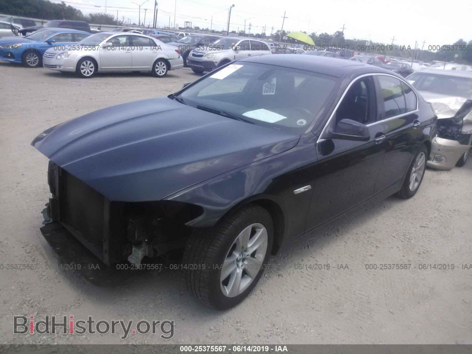 2011 BMW 528 - VIN: WBAFR1C59BC745471 - Фото 2