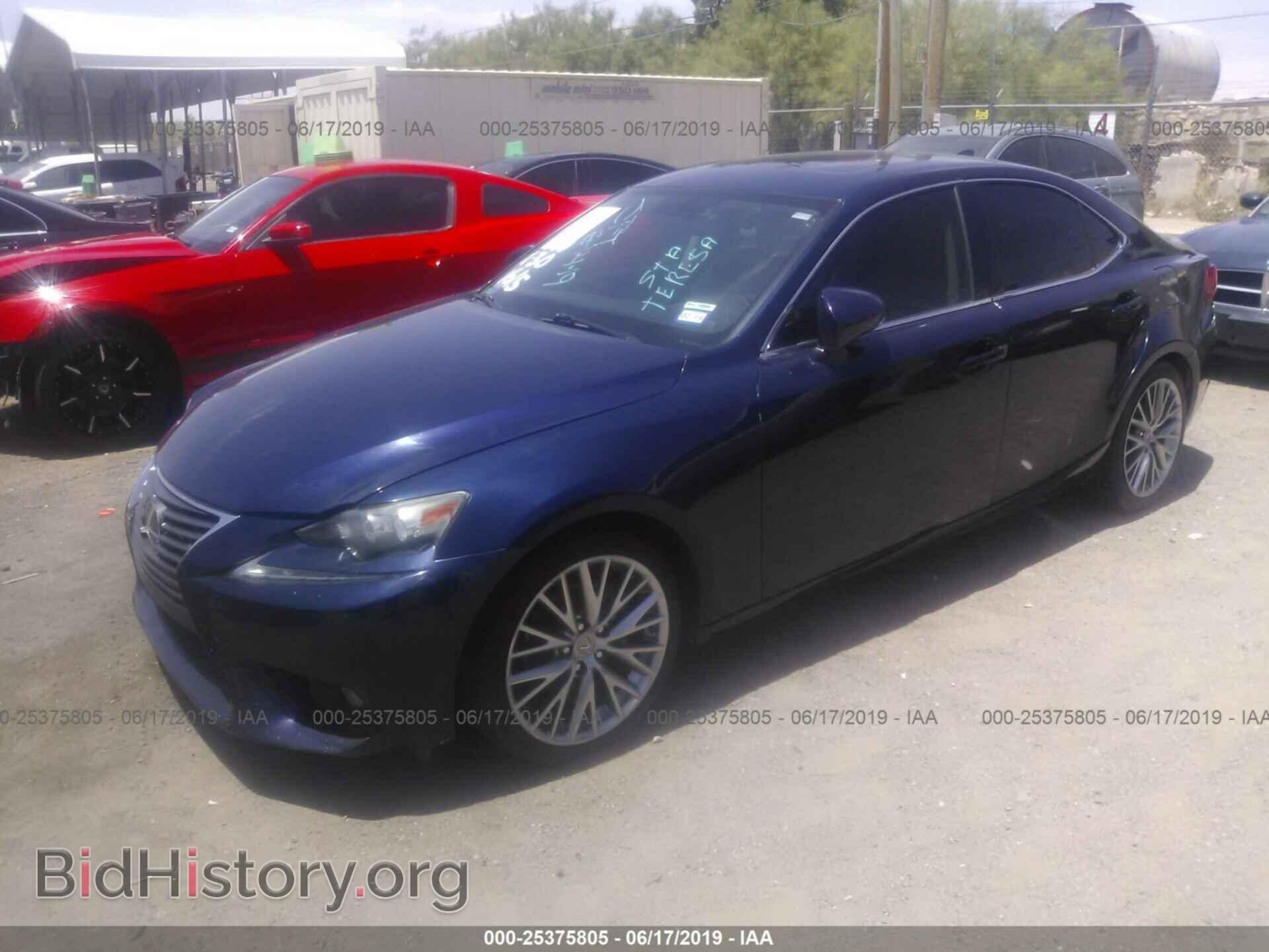 2014 LEXUS IS - VIN: JTHBF1D20E5001697 - Photo 2