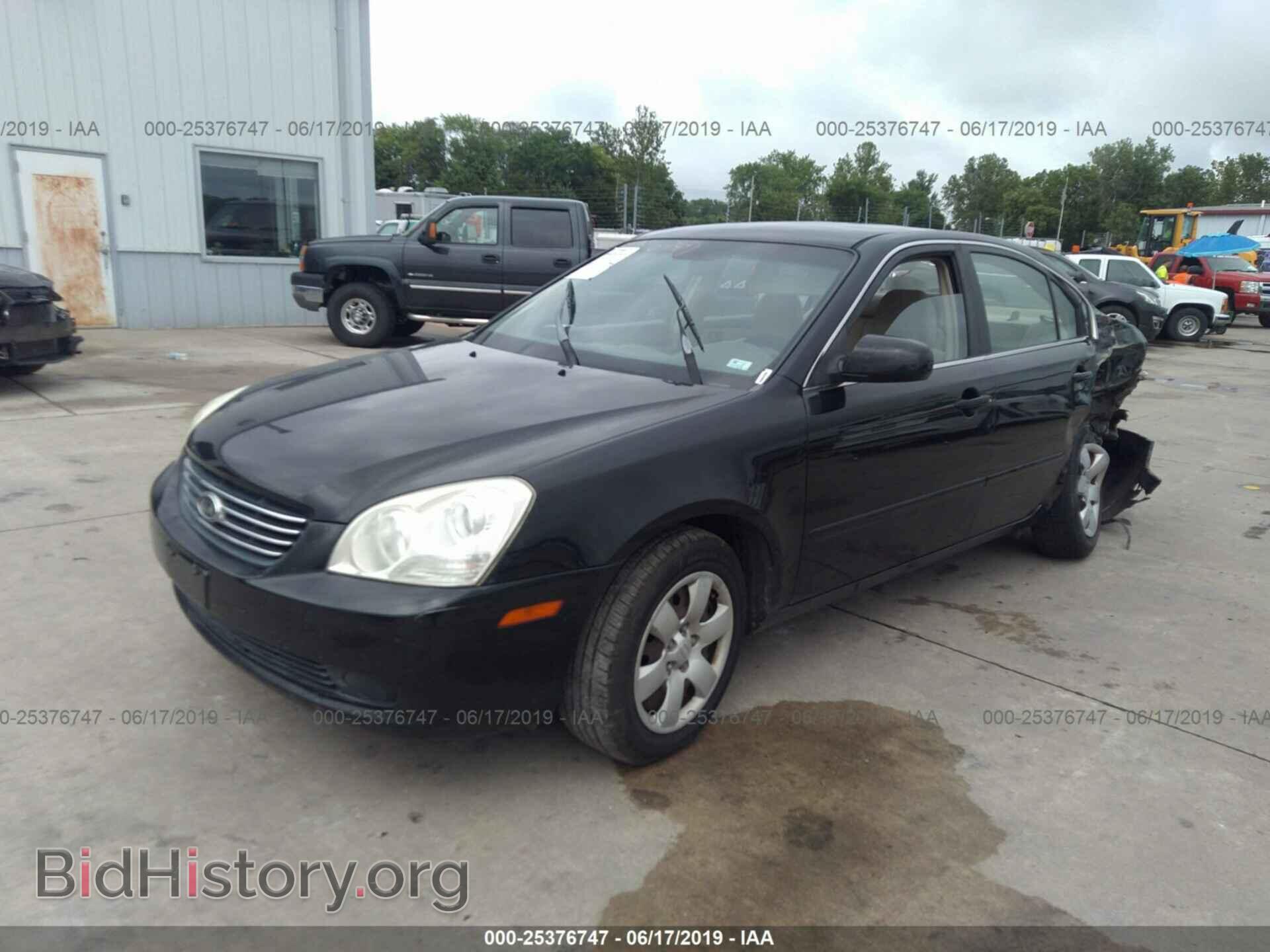 2008 KIA OPTIMA - VIN: KNAGE123785244835 - Фото 2