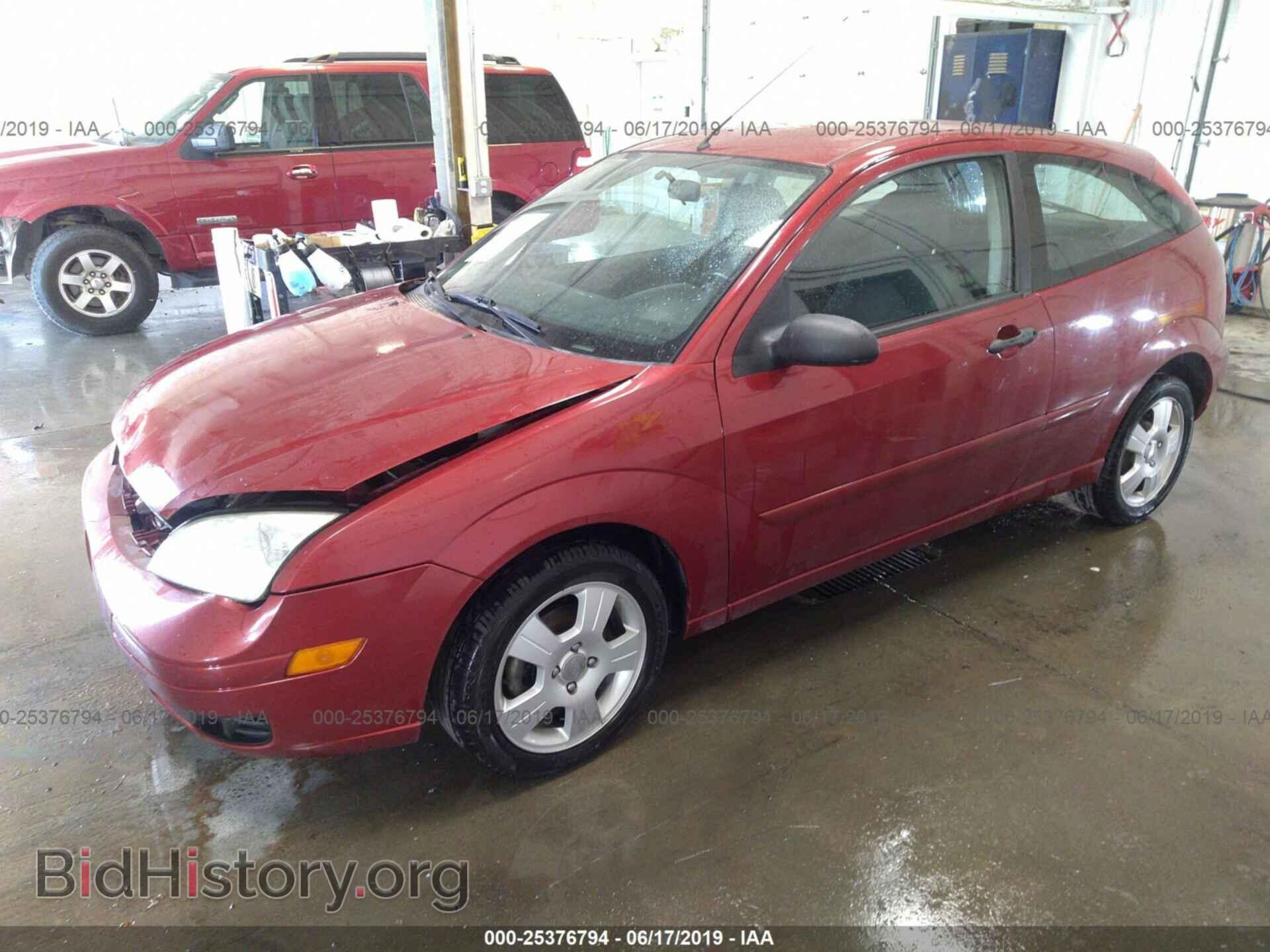 2005 FORD FOCUS - VIN: 3FAFP31N85R146984 - Фото 2