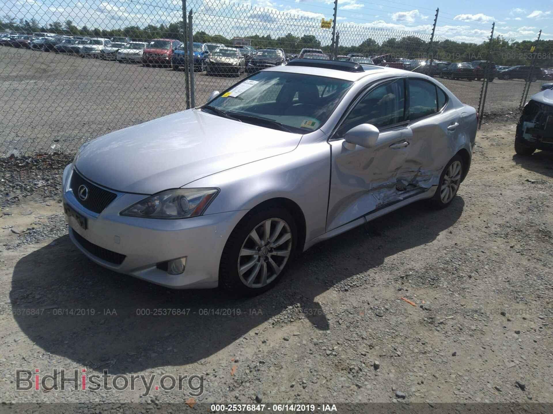 2007 LEXUS IS - VIN: JTHCK262472011463 - Photo 2