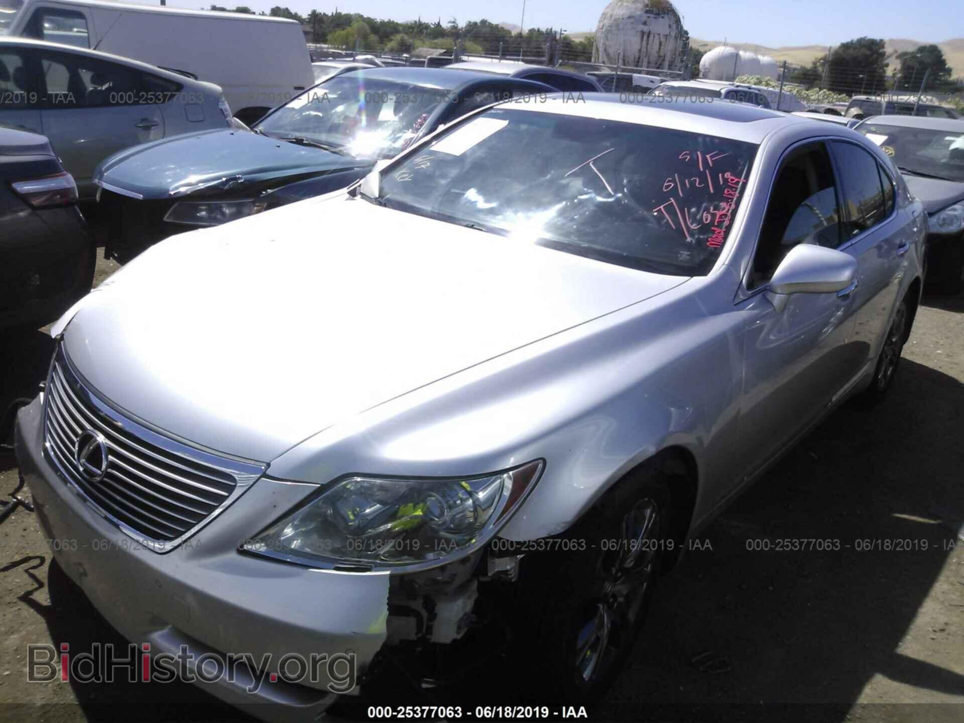 2008 LEXUS LS - VIN: JTHBL46F785056114 - Photo 2