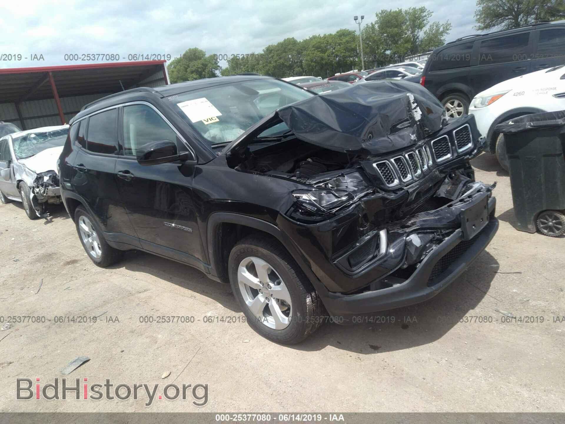 Фотография 3C4NJDBB1KT651765 - JEEP COMPASS 2019