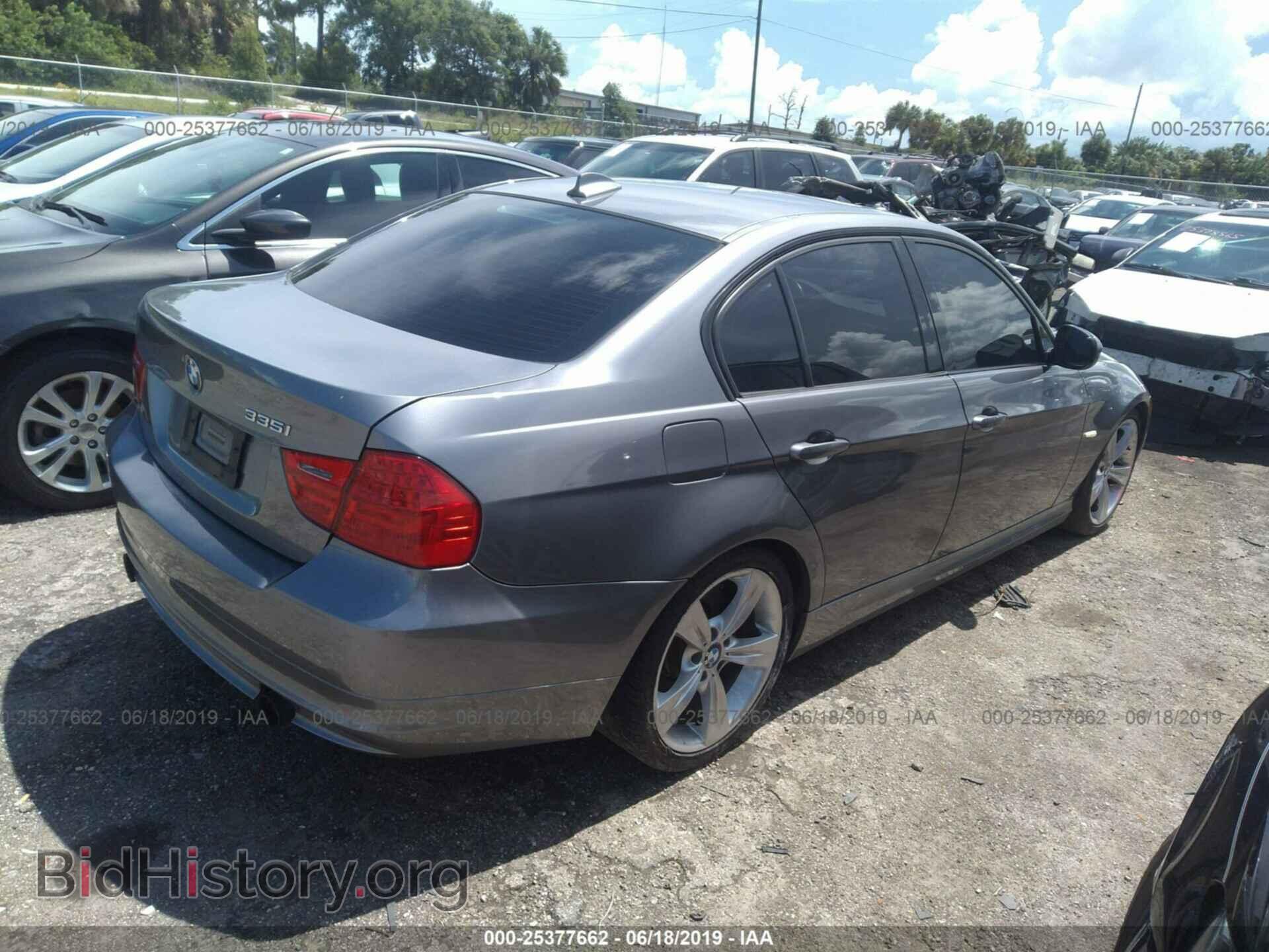 2011 BMW 335 - VIN: WBAPM5C5XBE576916 - Фото 4