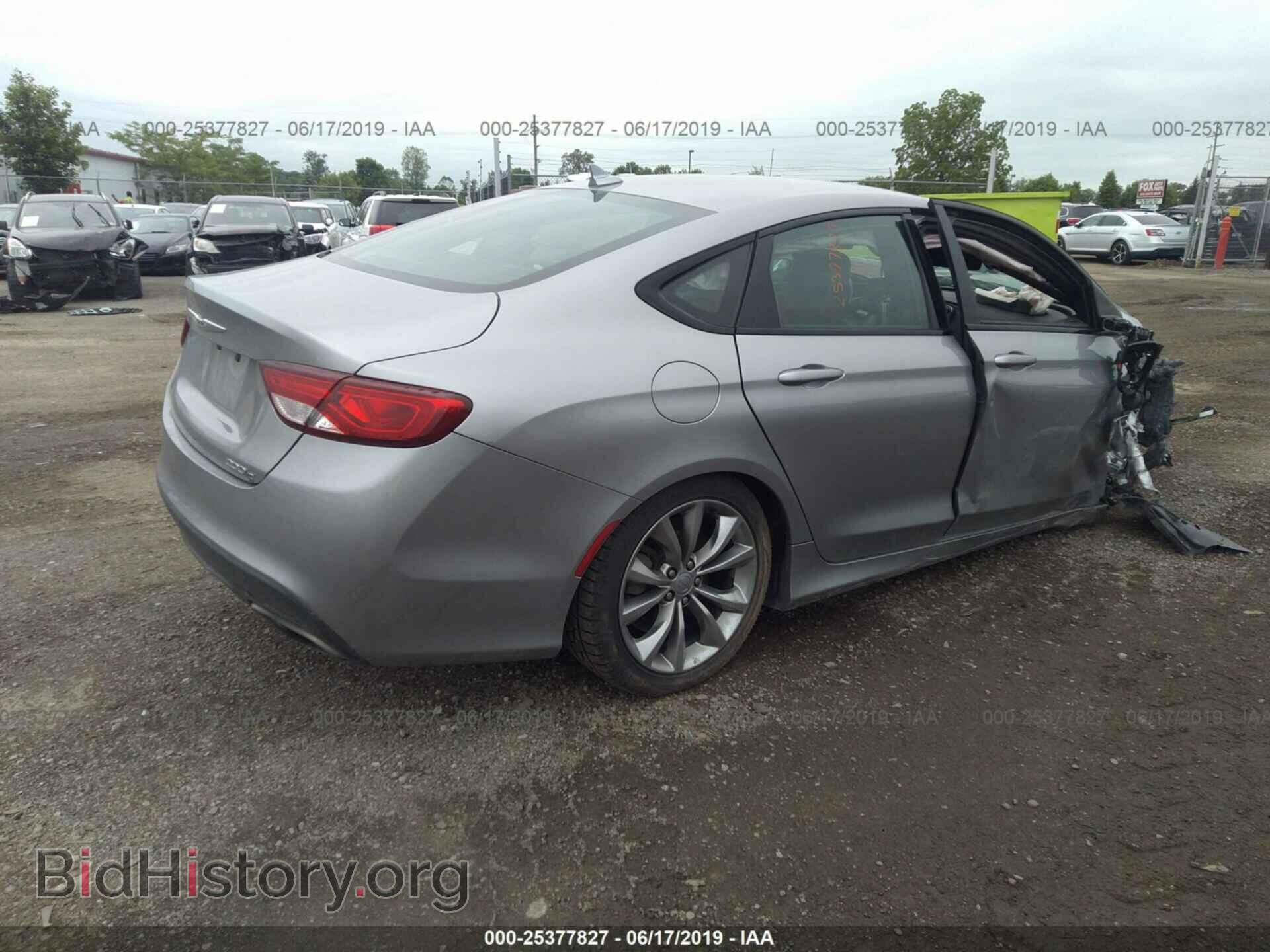 2015 CHRYSLER 200 - VIN: 1C3CCCBBXFN752888 - Photo 4