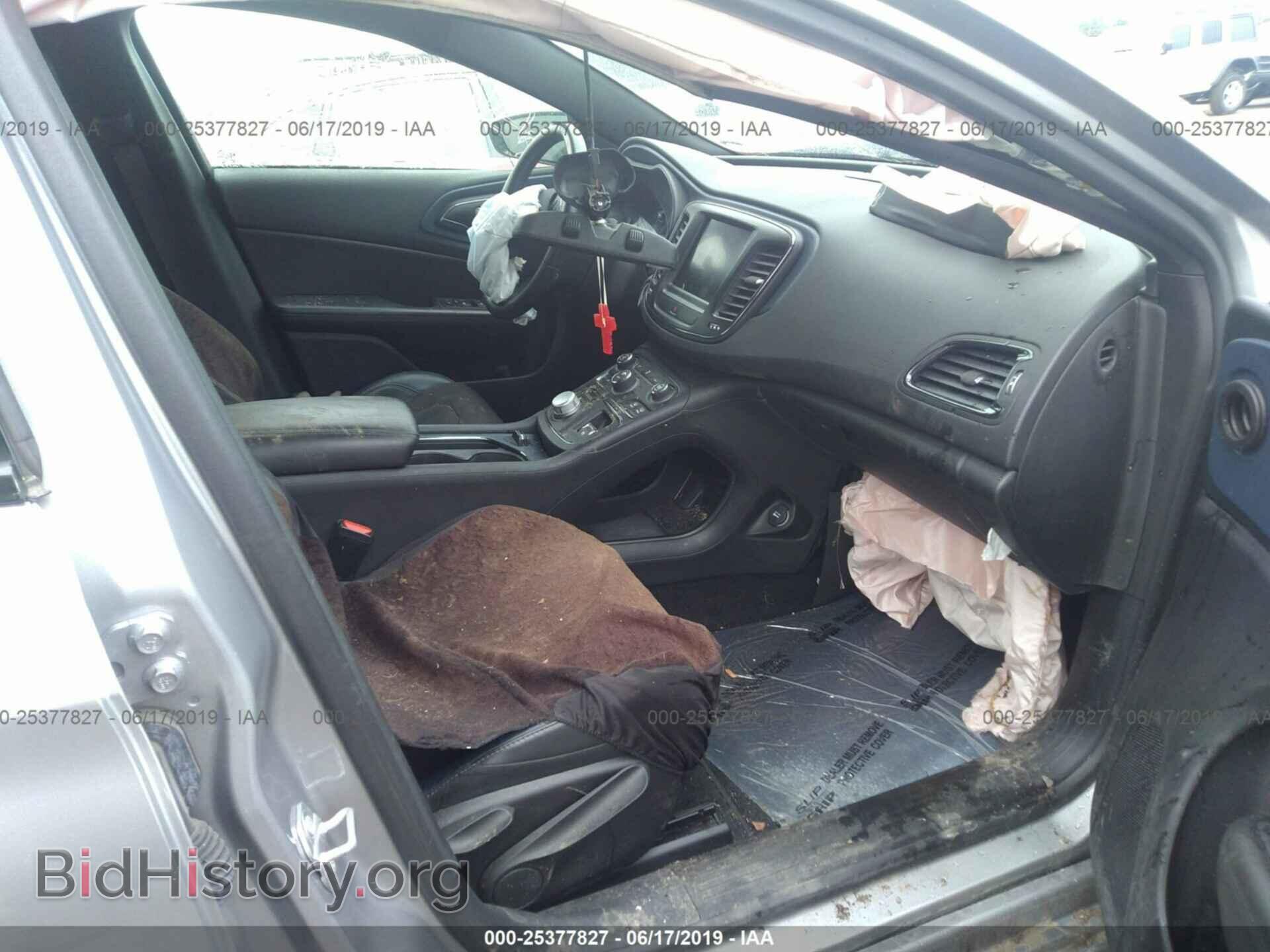 2015 CHRYSLER 200 - VIN: 1C3CCCBBXFN752888 - Photo 5