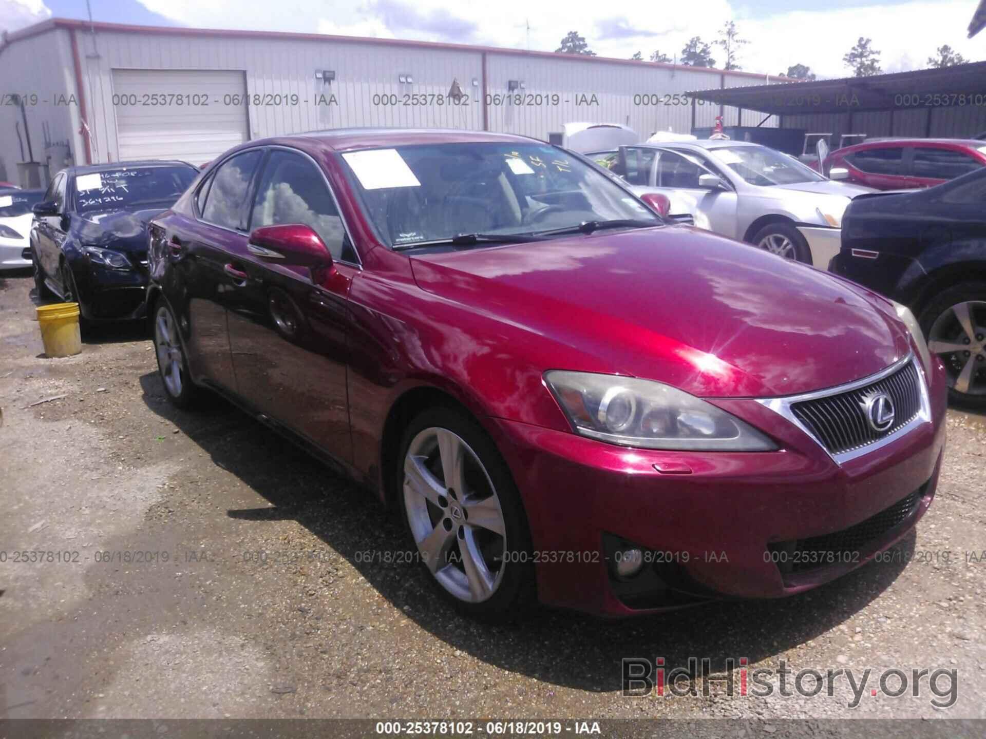 Photo JTHBE5C26B5026756 - LEXUS IS 2011