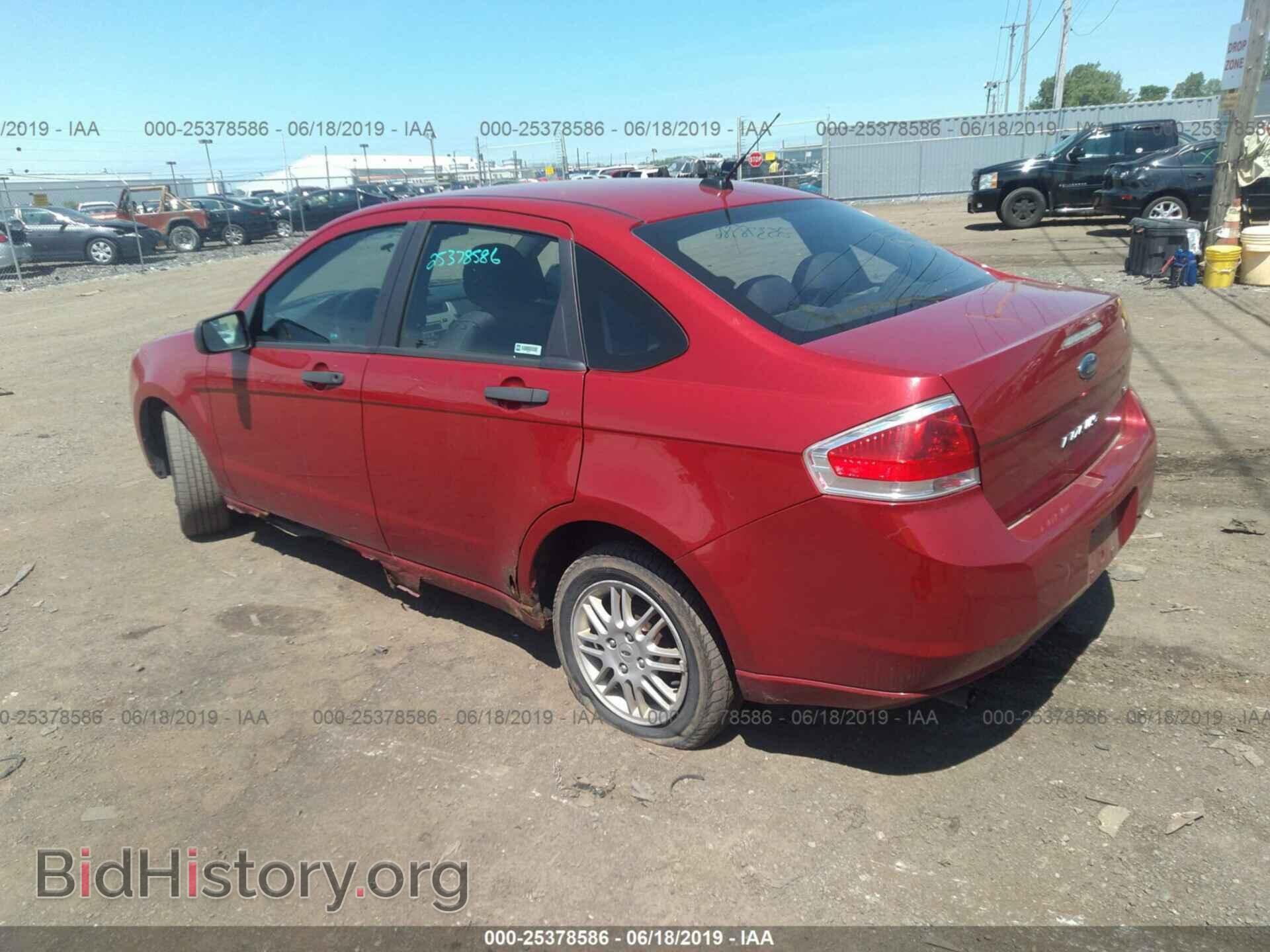 2011 FORD FOCUS - VIN: 1FAHP3FN4BW157619 - Фото 3