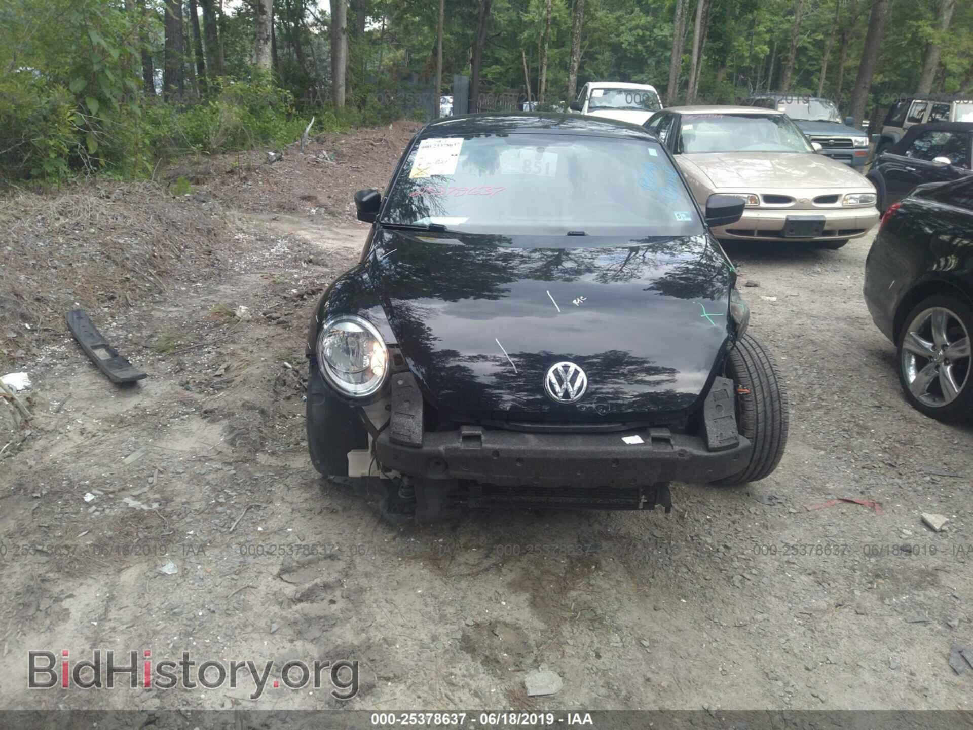 2013 VOLKSWAGEN BEETLE - VIN: 3VWFP7AT8DM630954 - Фото 6