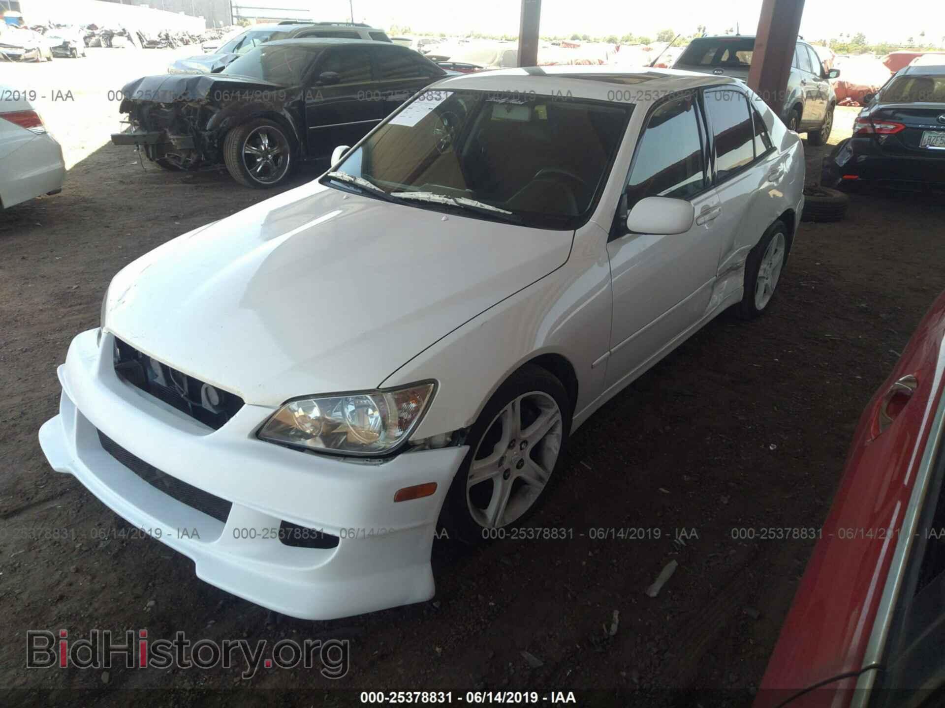 2001 LEXUS IS - VIN: JTHBD182510024500 - Photo 2
