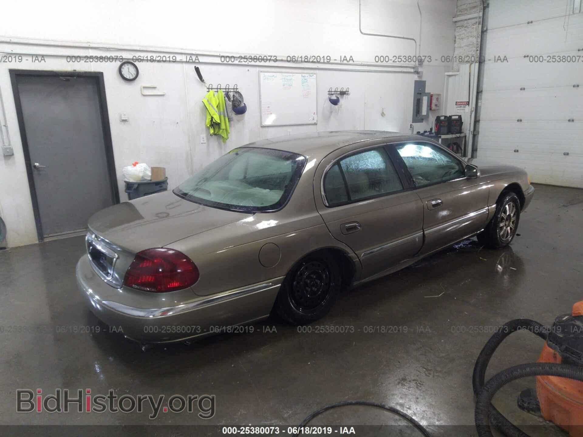 2001 LINCOLN CONTINENTAL - VIN: 1LNHM97V61Y689974 - Фото 4