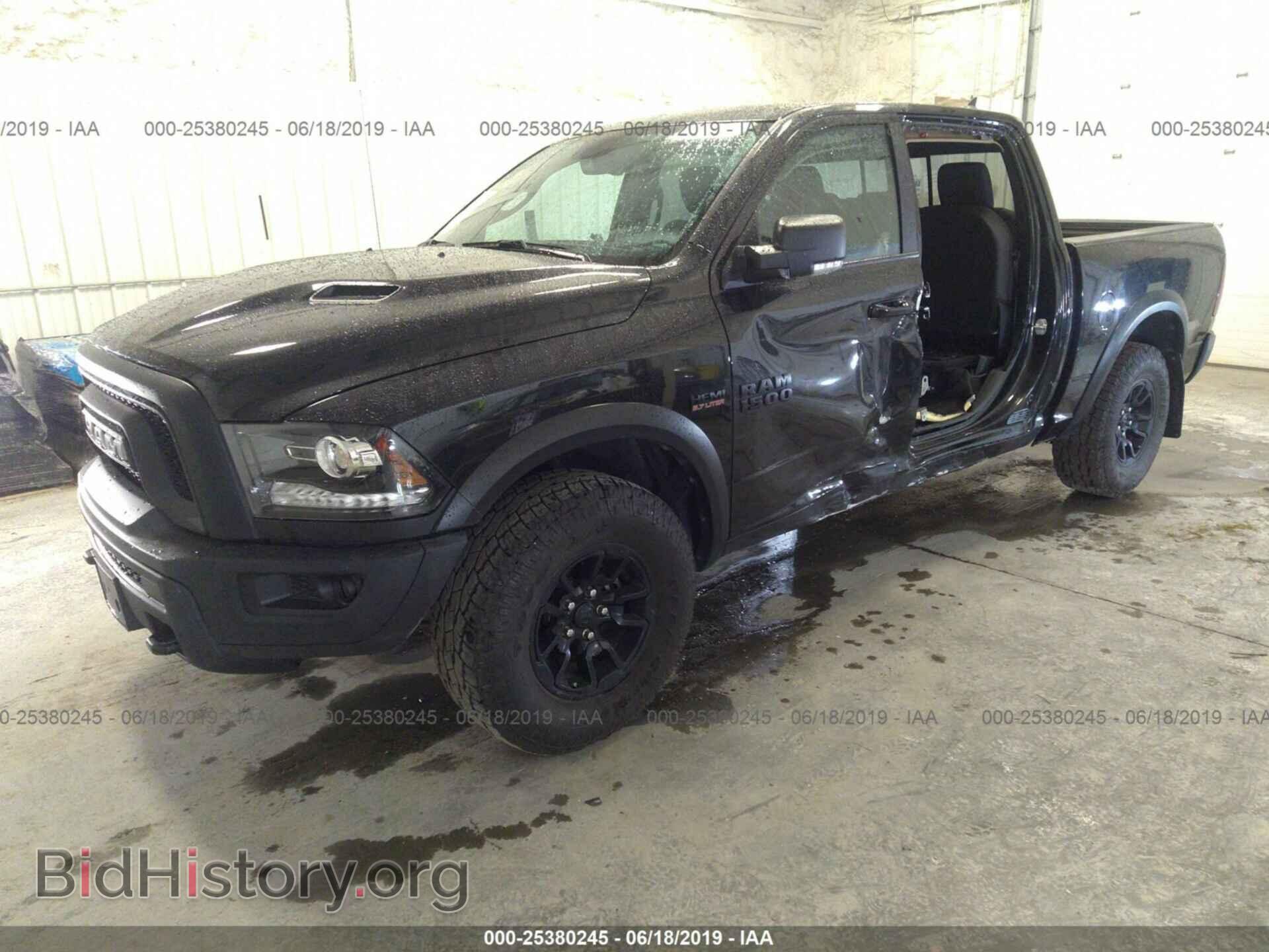 2017 RAM 1500 - VIN: 1C6RR7YT2HS853043 - Photo 2