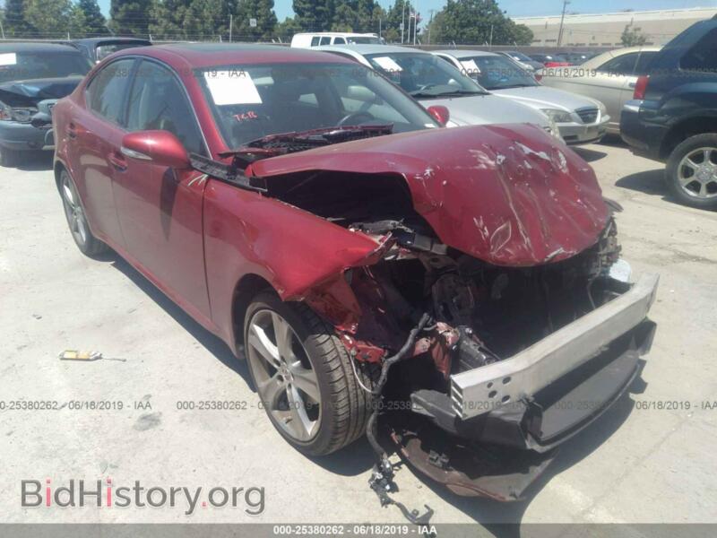 2011 Lexus IS 250 (VIN JTHBF5C29B5136441) — фото 1 из 10, IAAI, повреждение: передняя часть