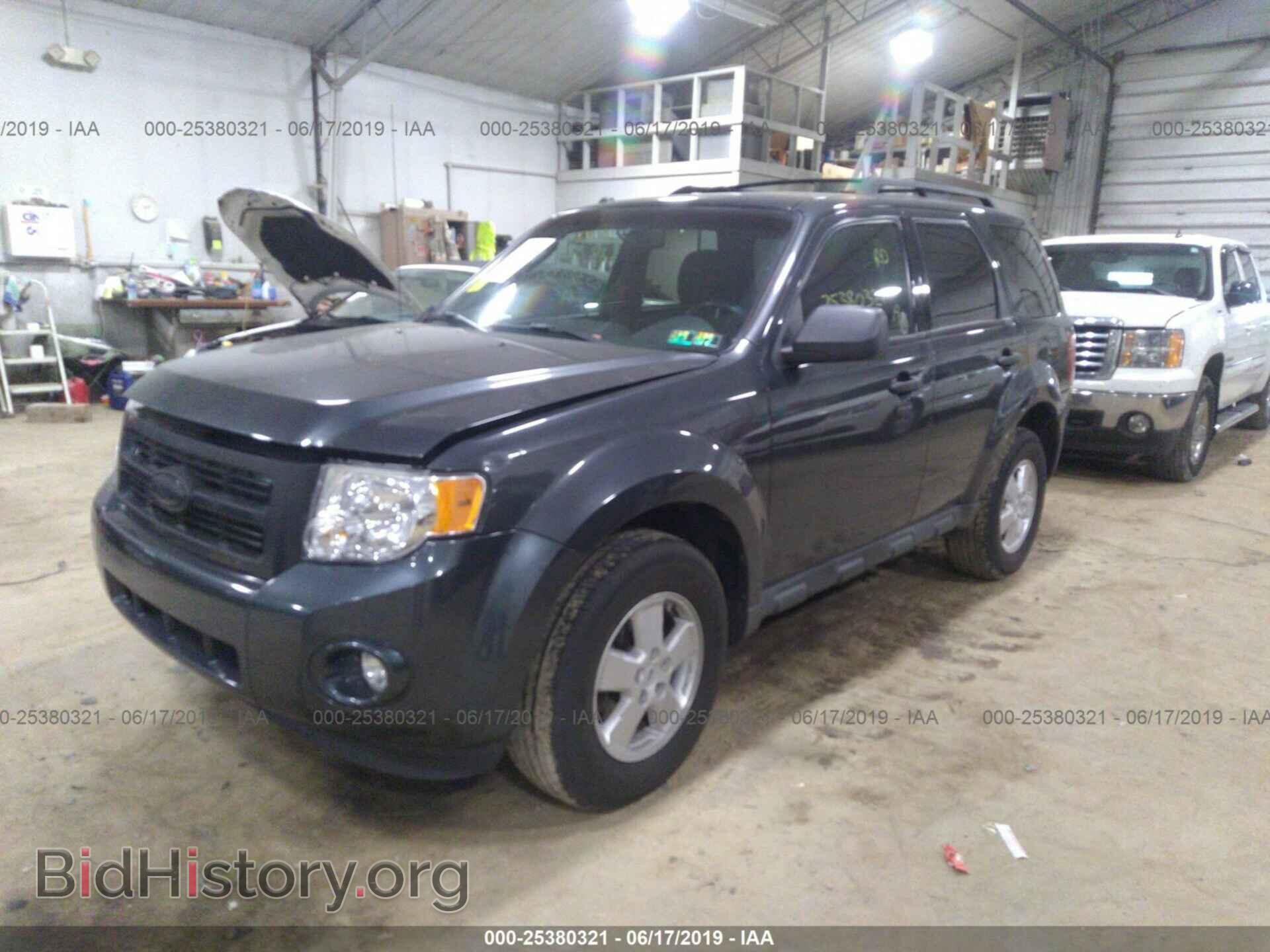2009 FORD ESCAPE - VIN: 1FMCU037X9KC65662 - Фото 2