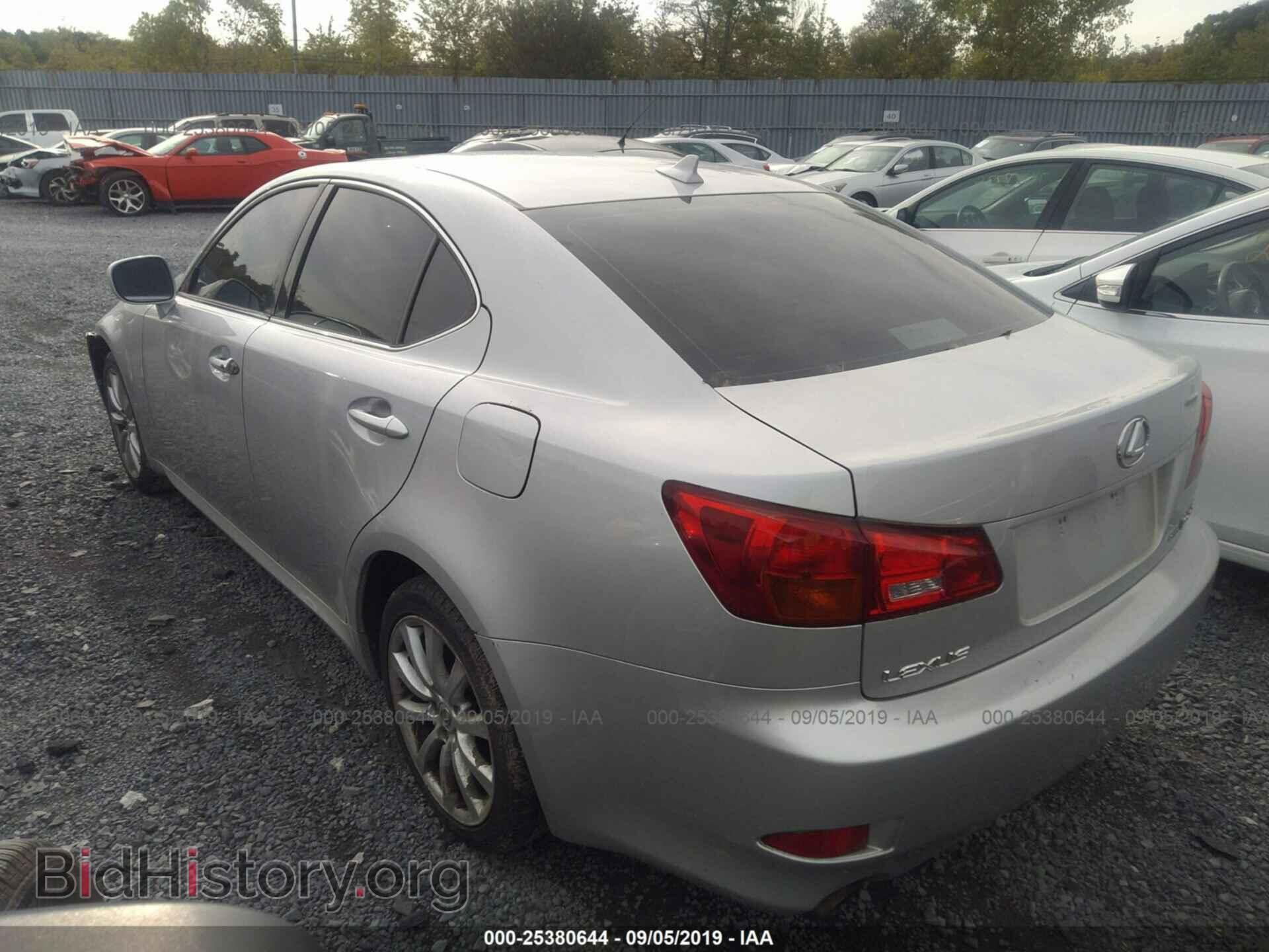 2007 LEXUS IS - VIN: JTHCK262072013131 - Photo 3