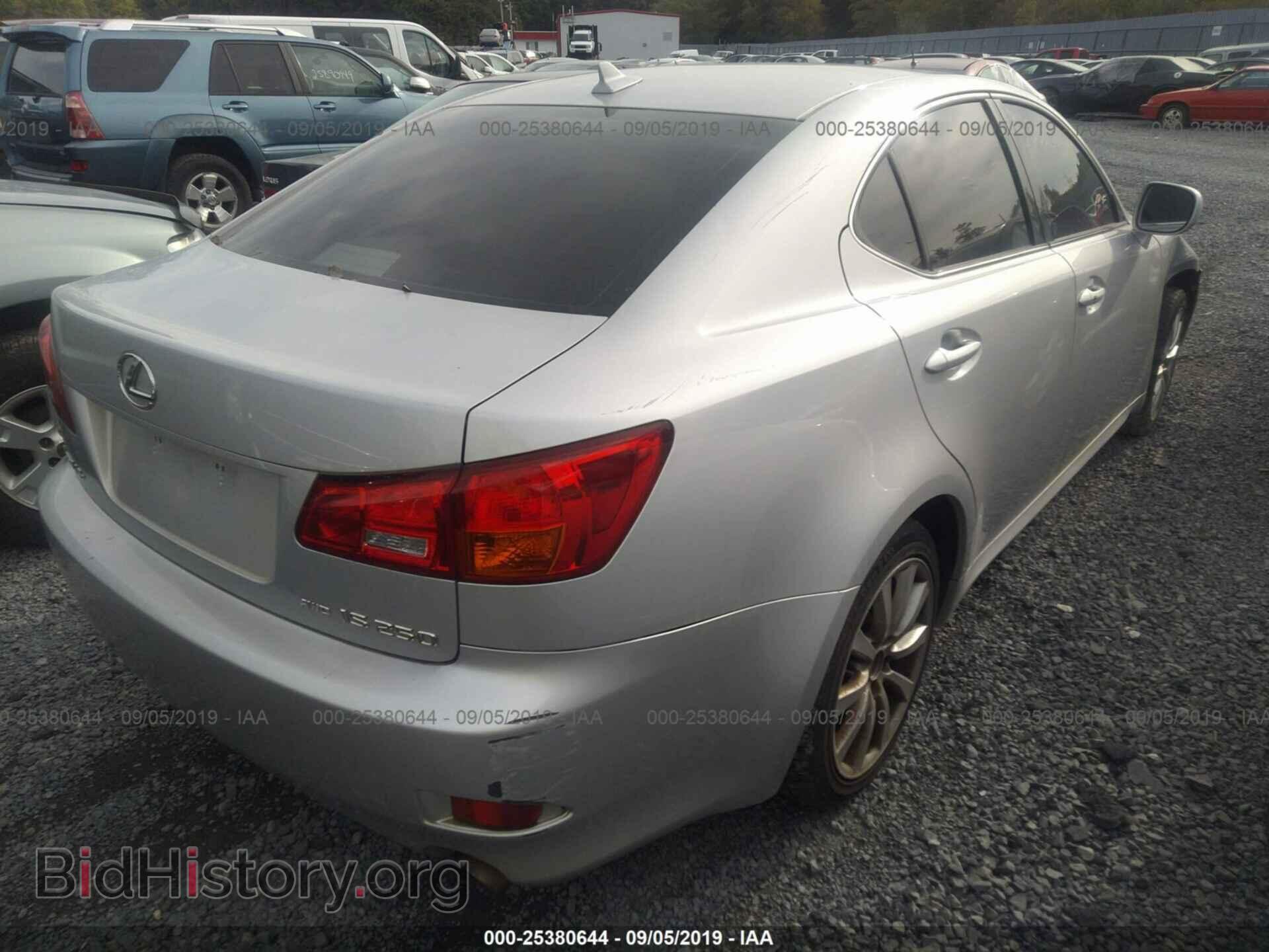 2007 LEXUS IS - VIN: JTHCK262072013131 - Photo 4