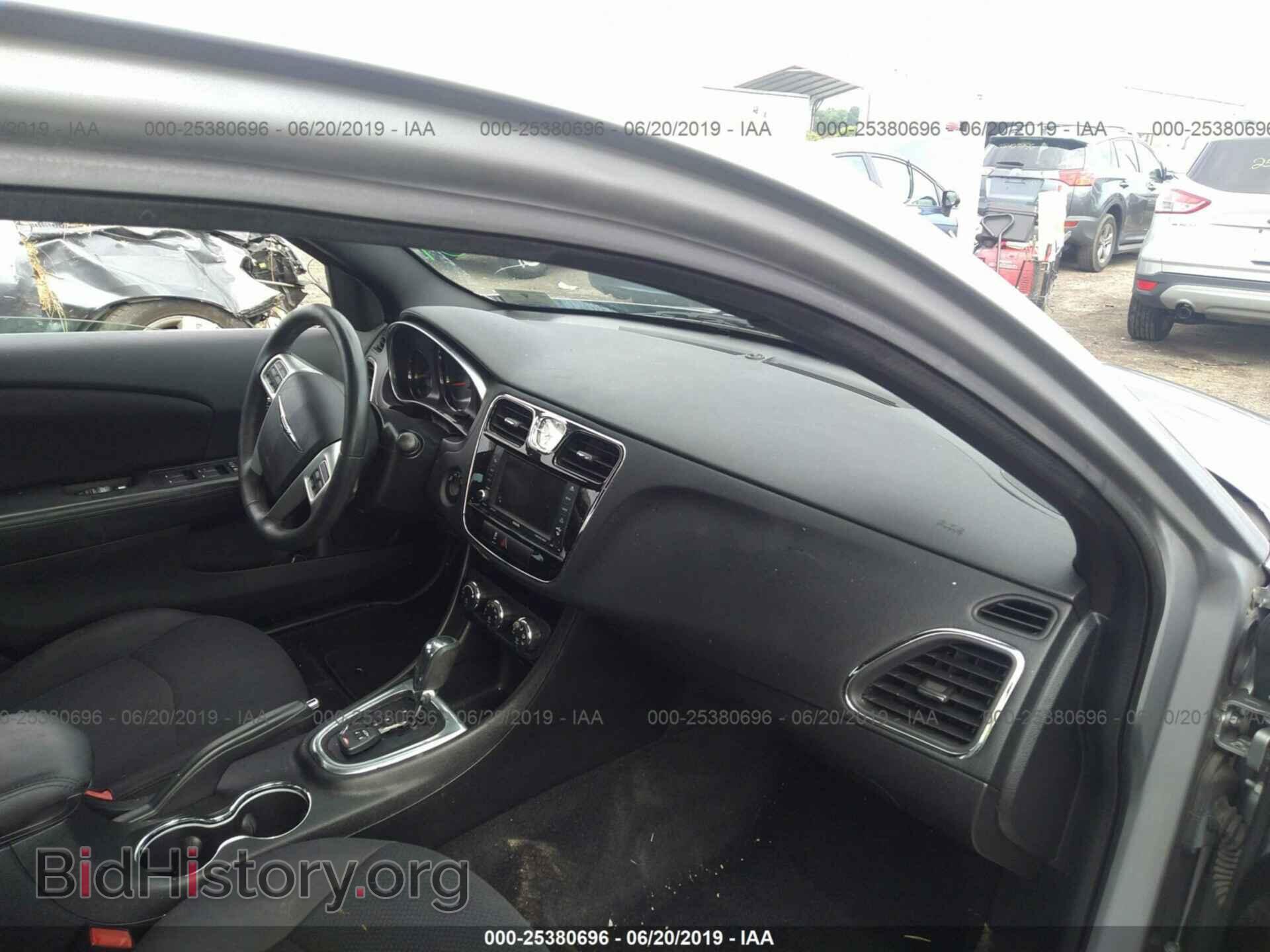 2013 CHRYSLER 200 - VIN: 1C3CCBBB2DN728396 - Photo 5