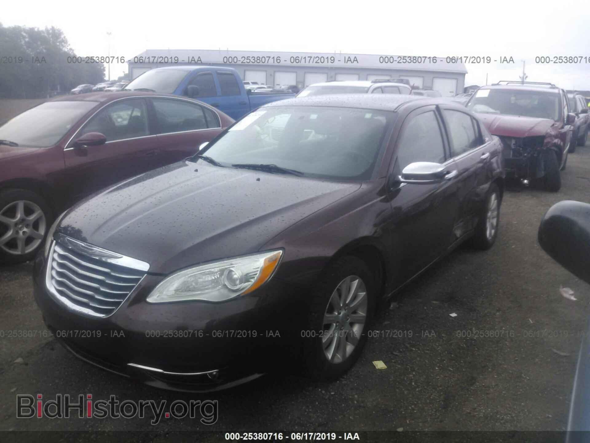 2013 CHRYSLER 200 - VIN: 1C3CCBCG6DN521066 - Photo 2