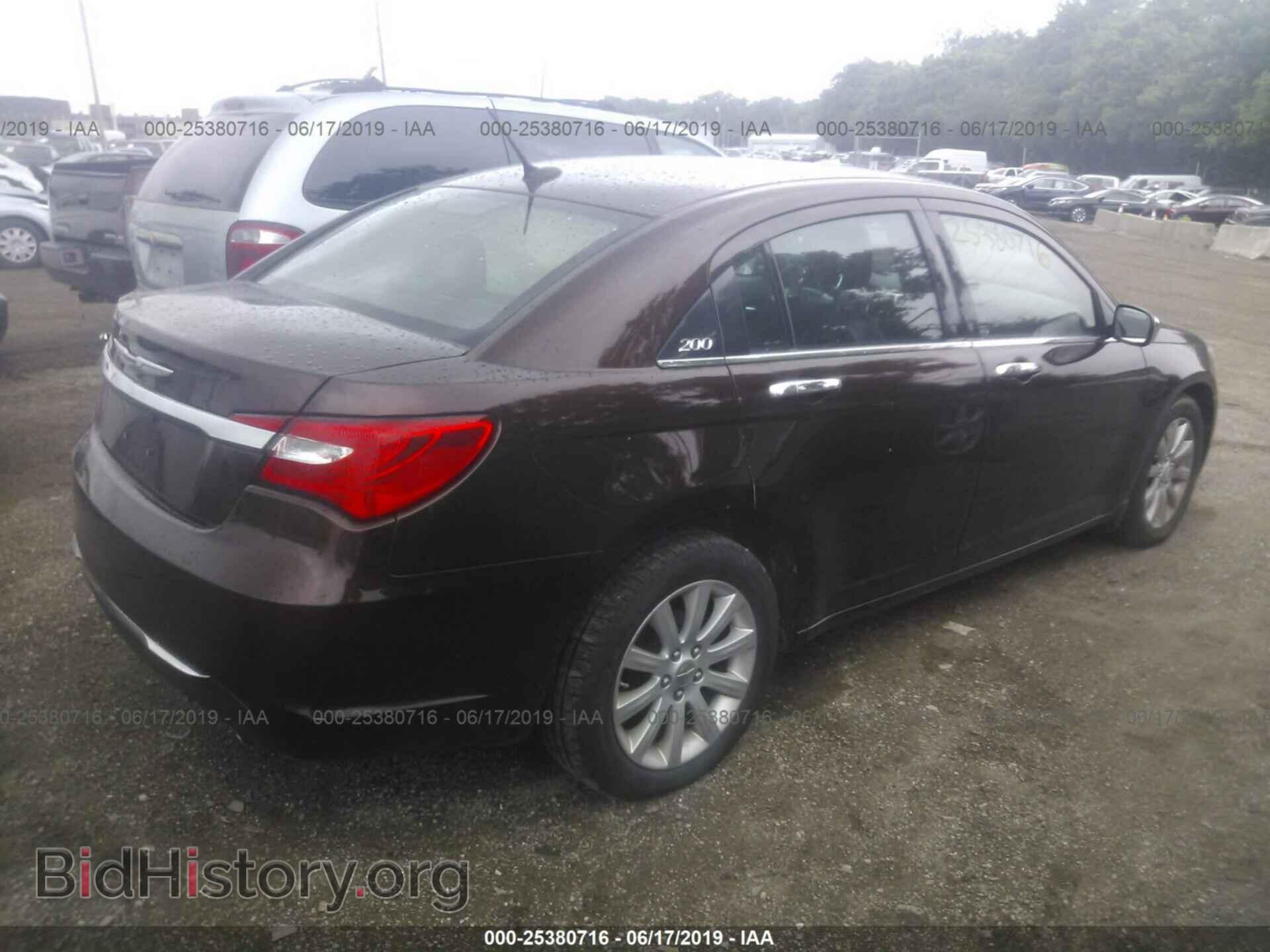 2013 CHRYSLER 200 - VIN: 1C3CCBCG6DN521066 - Photo 4
