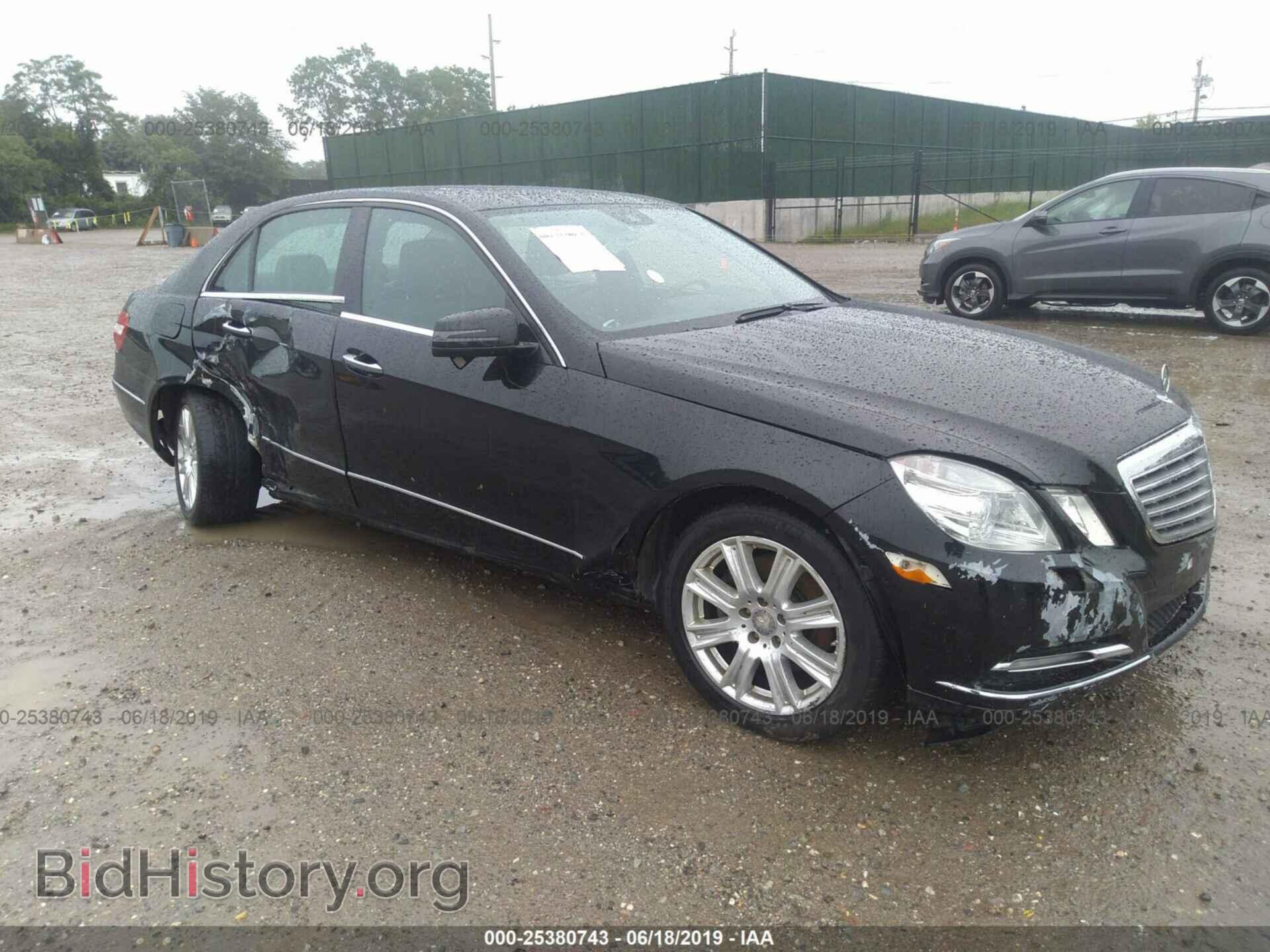 Photo WDDHF8JB2DA663365 - MERCEDES-BENZ E 2013