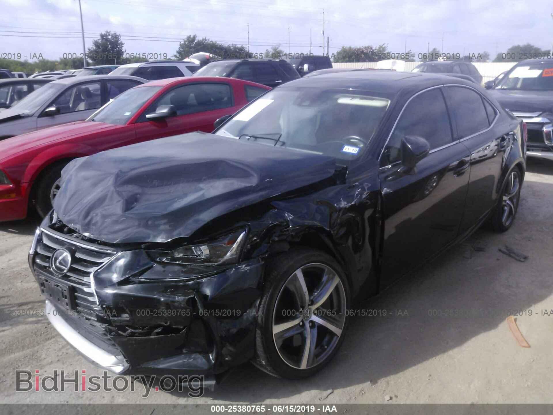 2017 LEXUS IS - VIN: JTHBA1D2XH5046908 - Фото 2