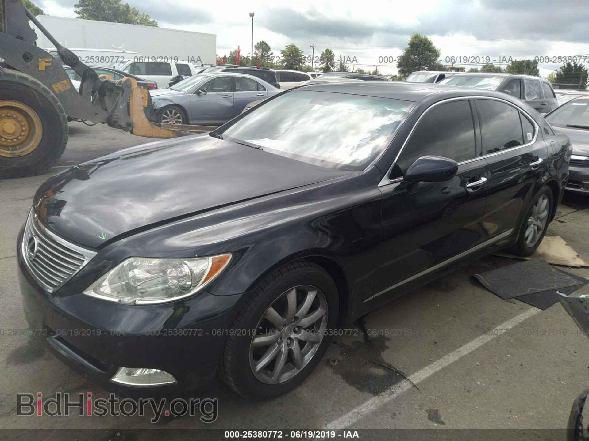 2007 LEXUS LS - VIN: JTHBL46F075050587 - Фото 2
