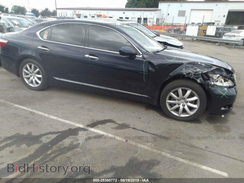 2007 Lexus LS (VIN JTHBL46F075050587) — photo 6 of 10