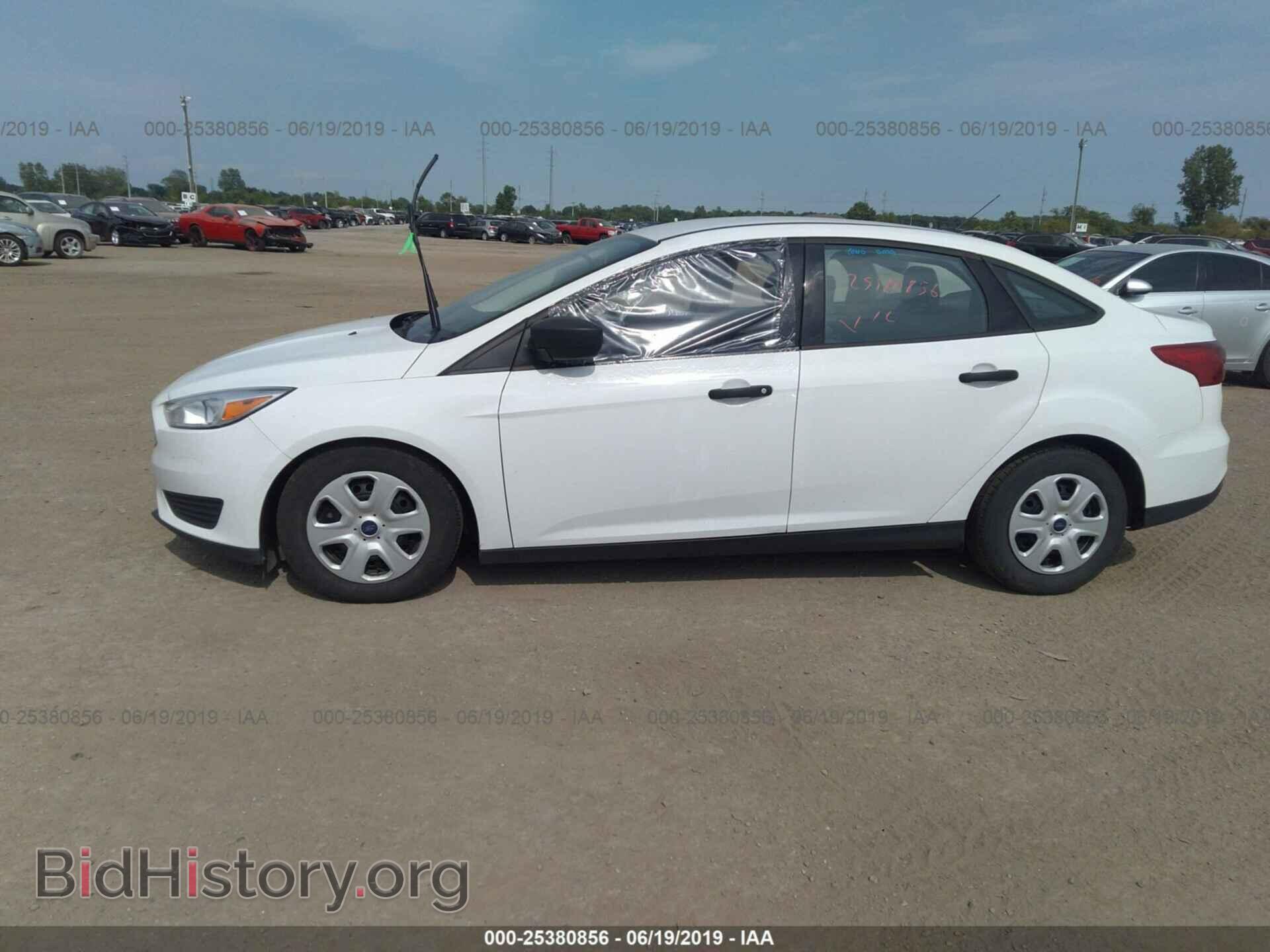 2017 FORD FOCUS - VIN: 1FADP3E25HL340625 - Фото 2