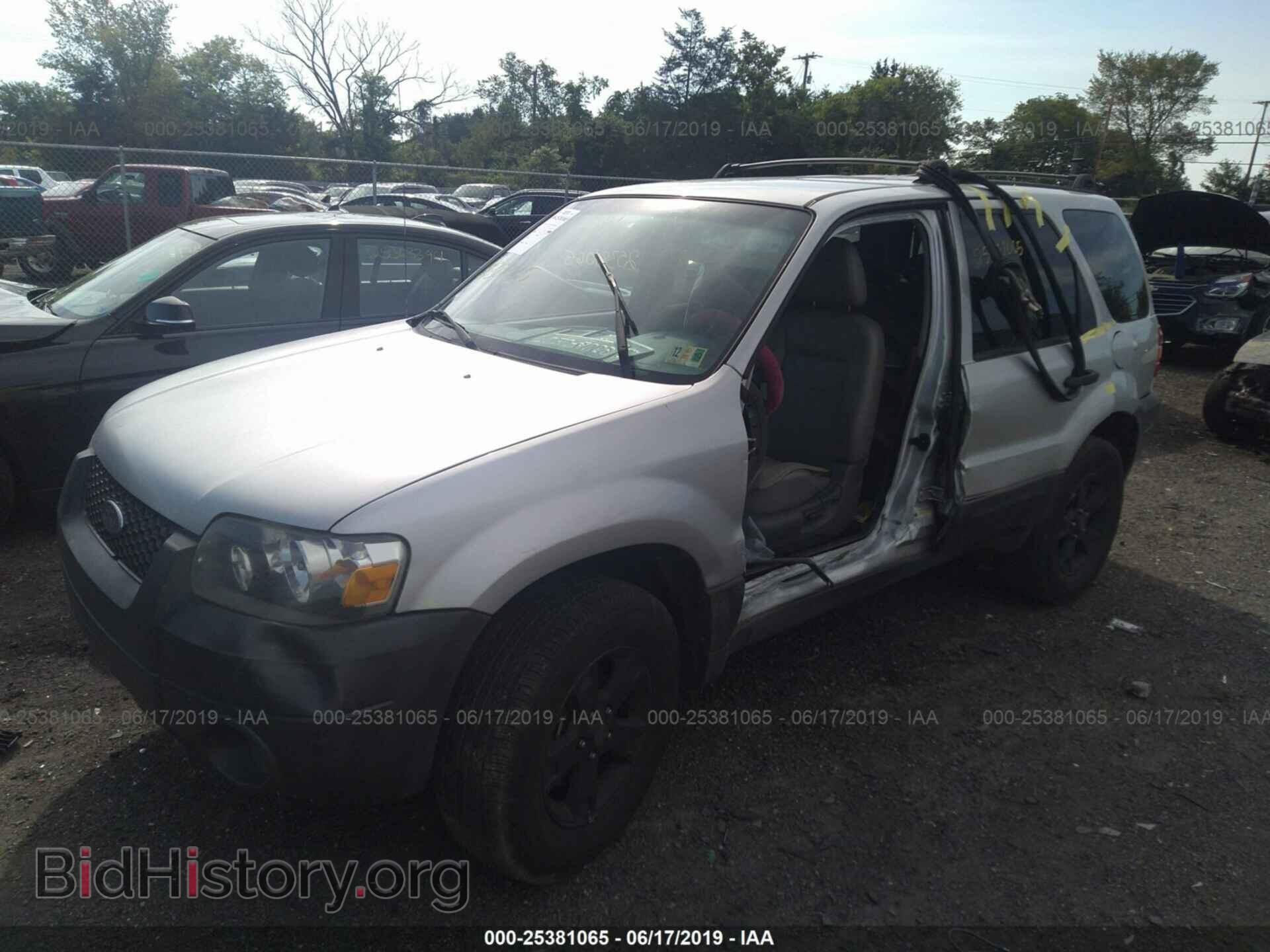 2005 FORD ESCAPE - VIN: 1FMYU93185KD39631 - Фото 2