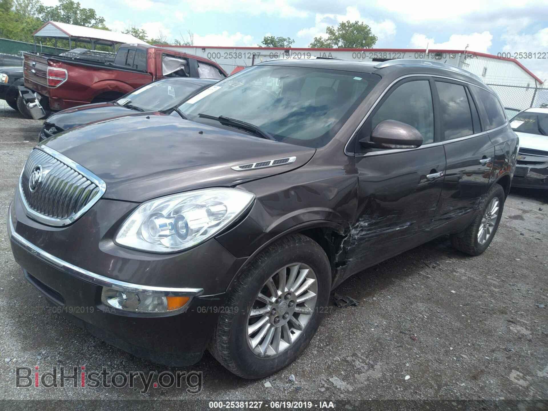 2012 BUICK ENCLAVE - VIN: 5GAKRCED4CJ258744 - Photo 2