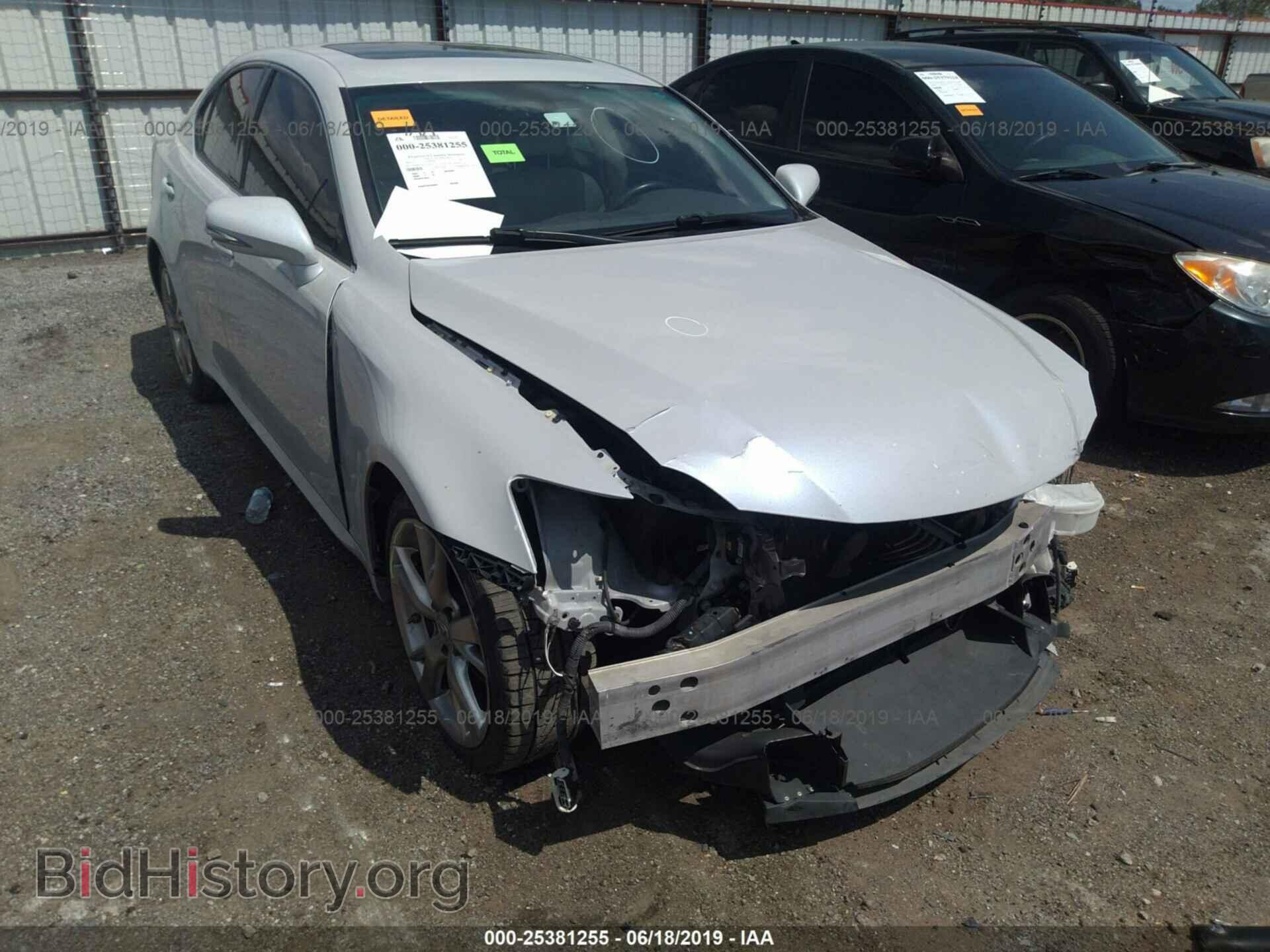 Photo JTHBF5C29A5122070 - LEXUS IS 2010