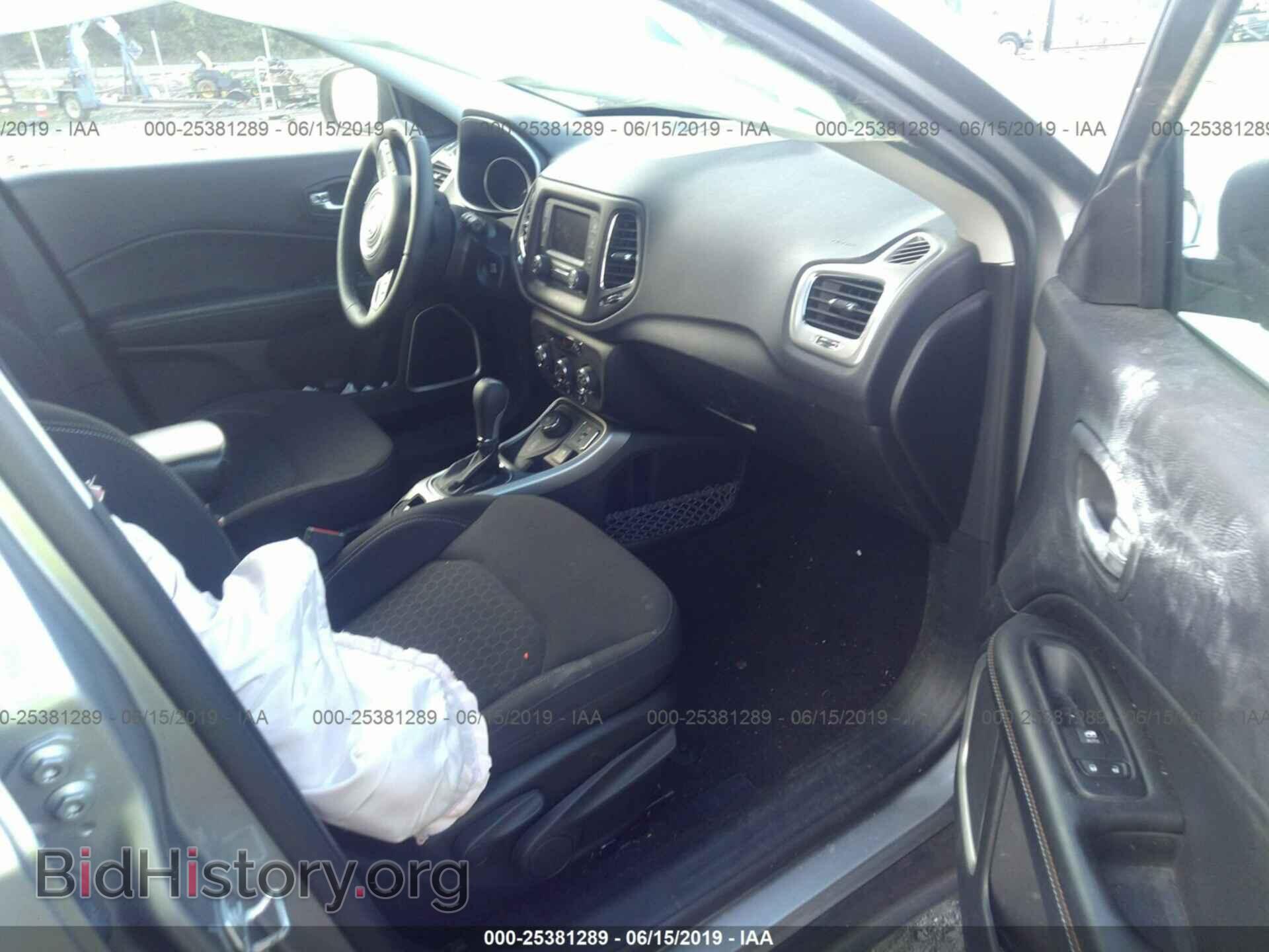 2017 JEEP COMPASS - VIN: 3C4NJDAB3HT666892 - Photo 5