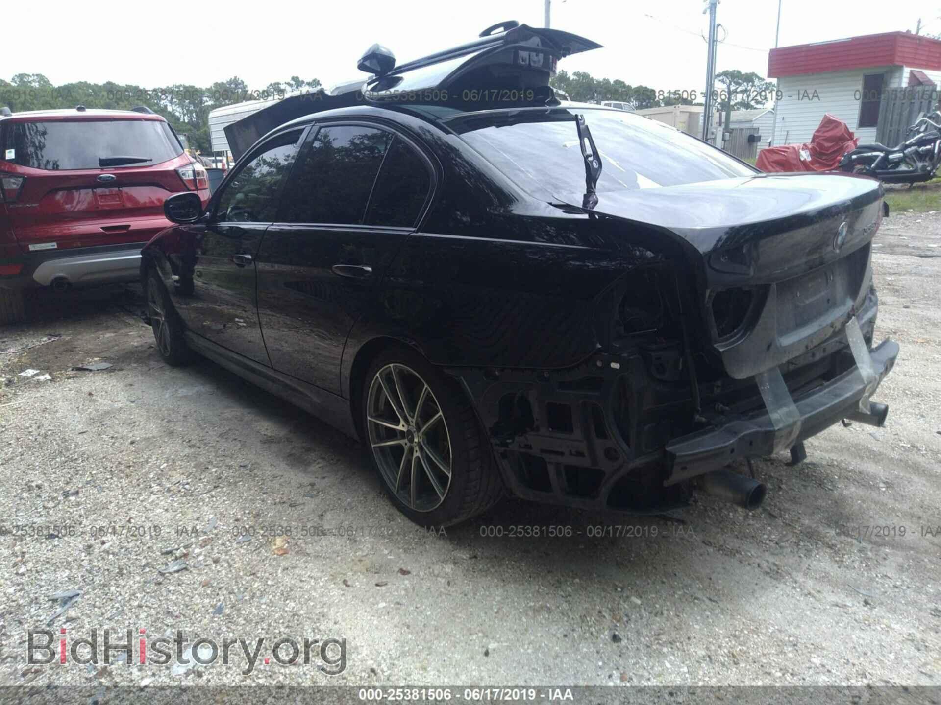 2011 BMW 335 - VIN: WBAPL5G53BNN23231 - Фото 3