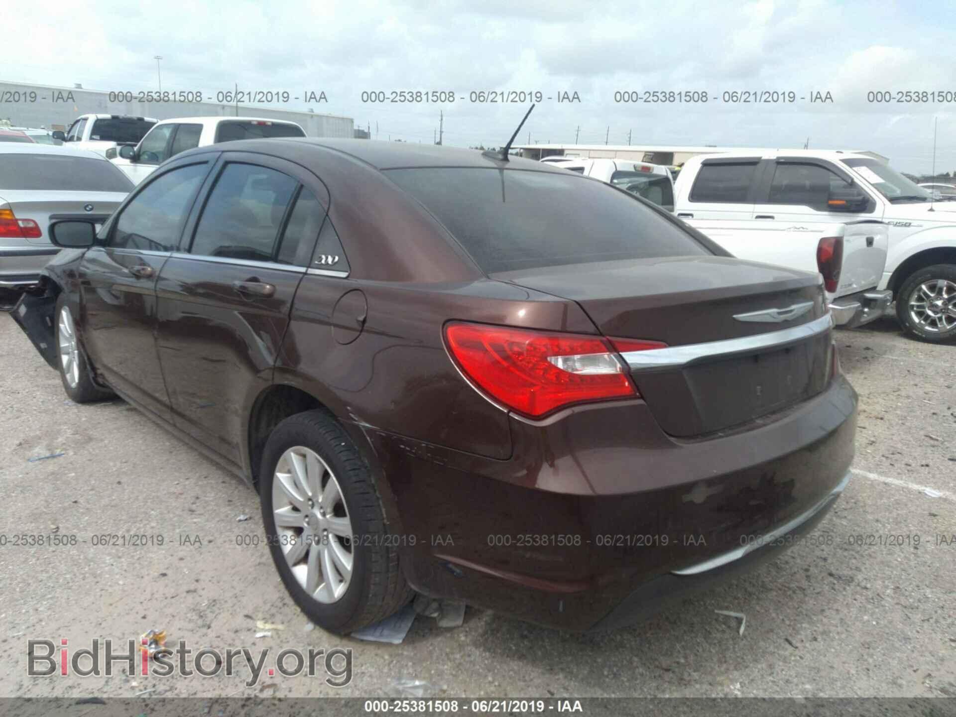 2013 CHRYSLER 200 - VIN: 1C3CCBBB9DN706041 - Photo 3