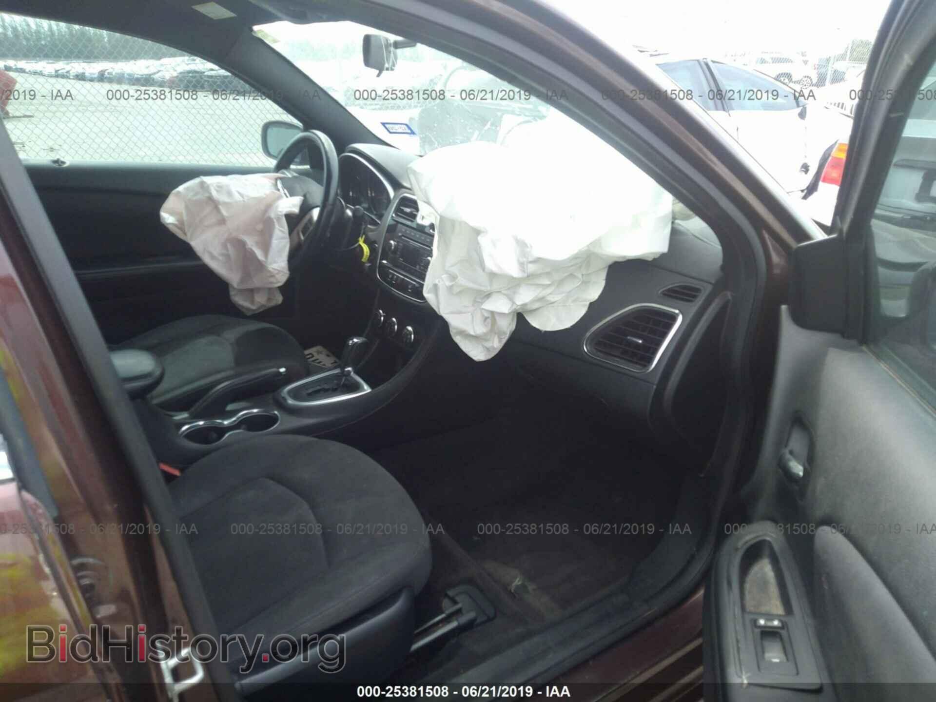 2013 CHRYSLER 200 - VIN: 1C3CCBBB9DN706041 - Photo 5