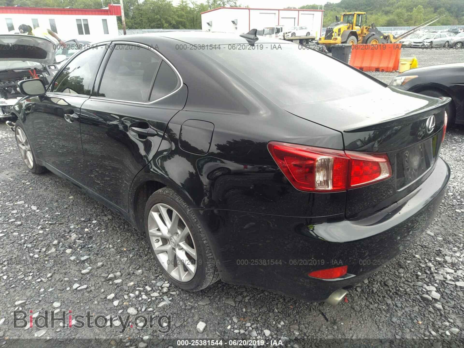 2011 LEXUS IS - VIN: JTHCE5C24B5001343 - Фото 3