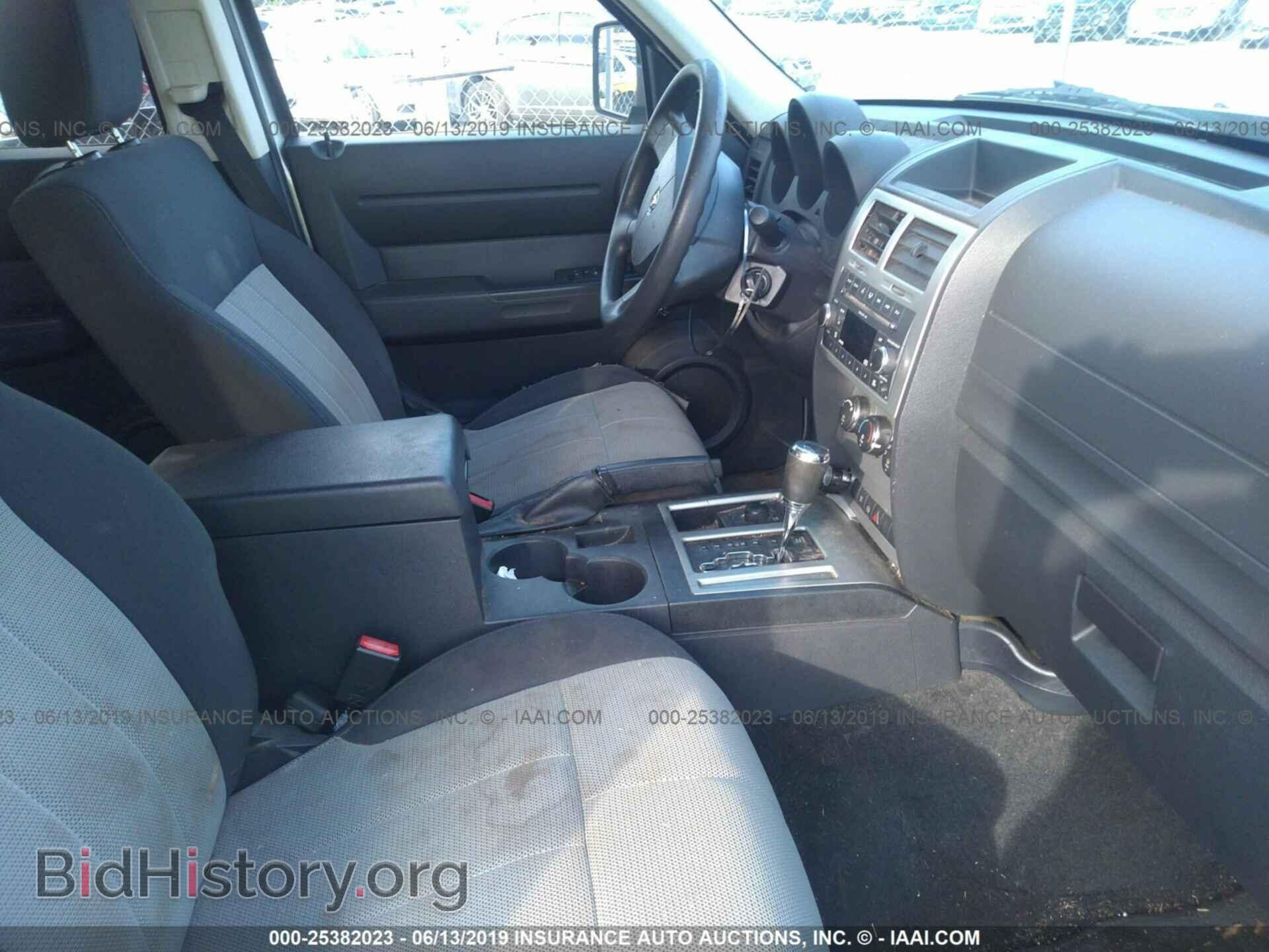 2009 DODGE NITRO - VIN: 1D8GU28K09W514530 - Photo 5