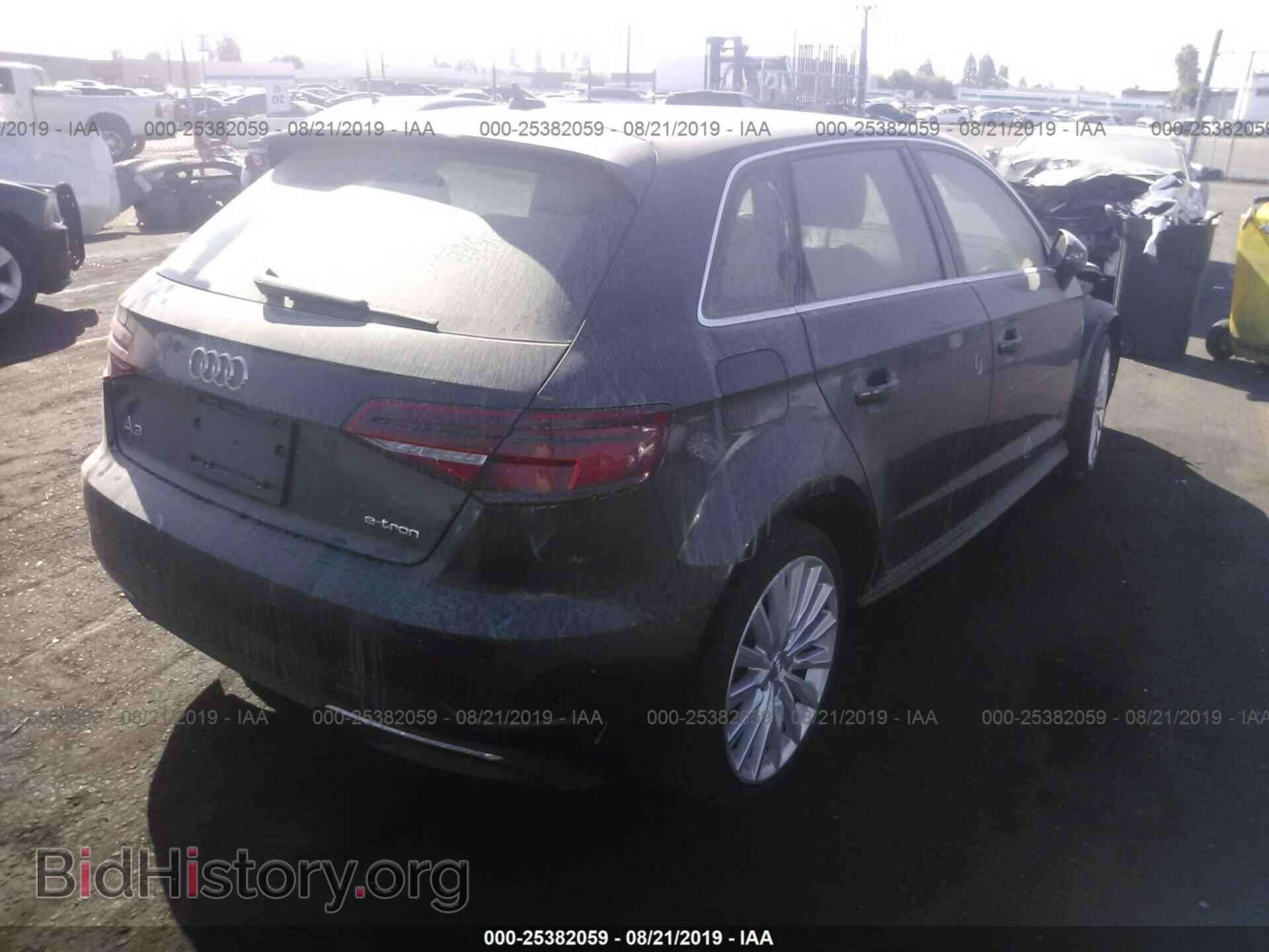 2017 AUDI A3 - VIN: WAUTPBFF2HA132339 - Фото 4