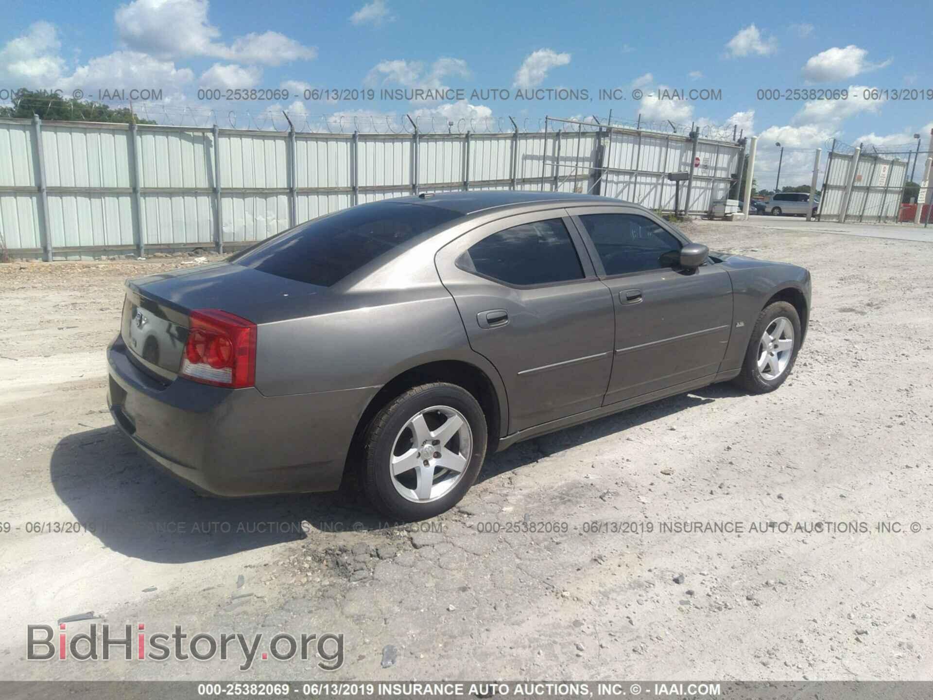 2010 DODGE CHARGER - VIN: 2B3CA3CV4AH253310 - Фото 4