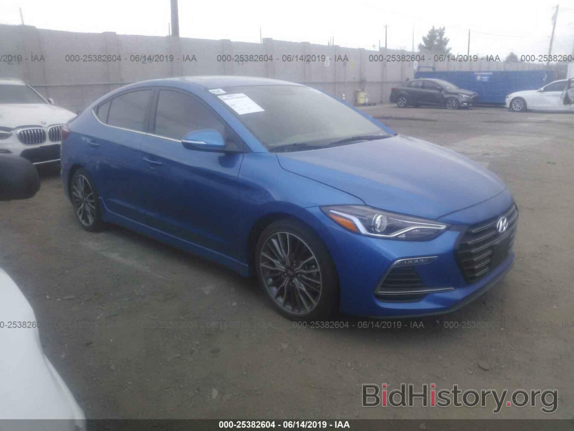 Photo KMHD04LB3JU467666 - HYUNDAI ELANTRA 2018