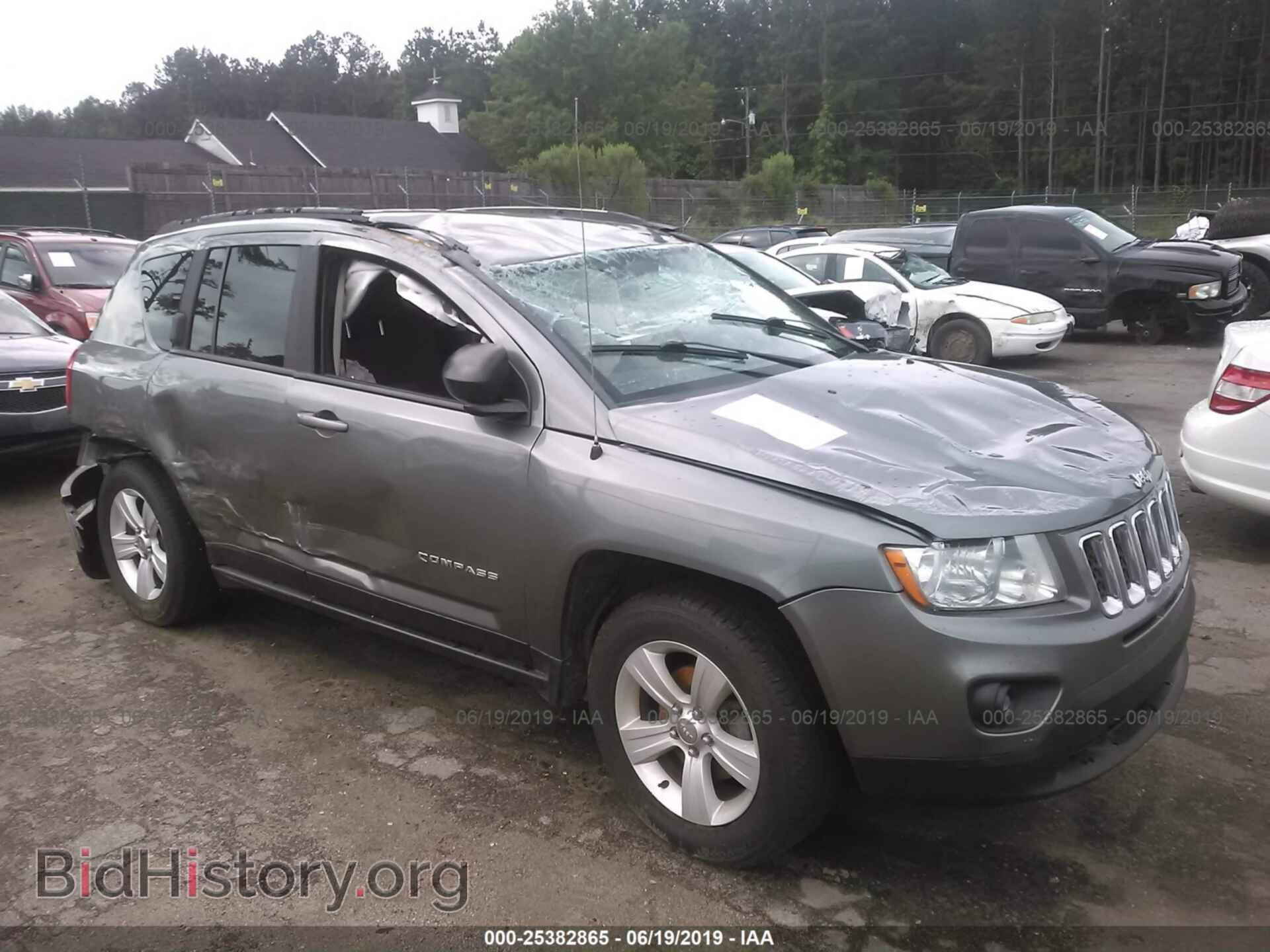 Photo 1C4NJCBBXDD283489 - JEEP COMPASS 2013