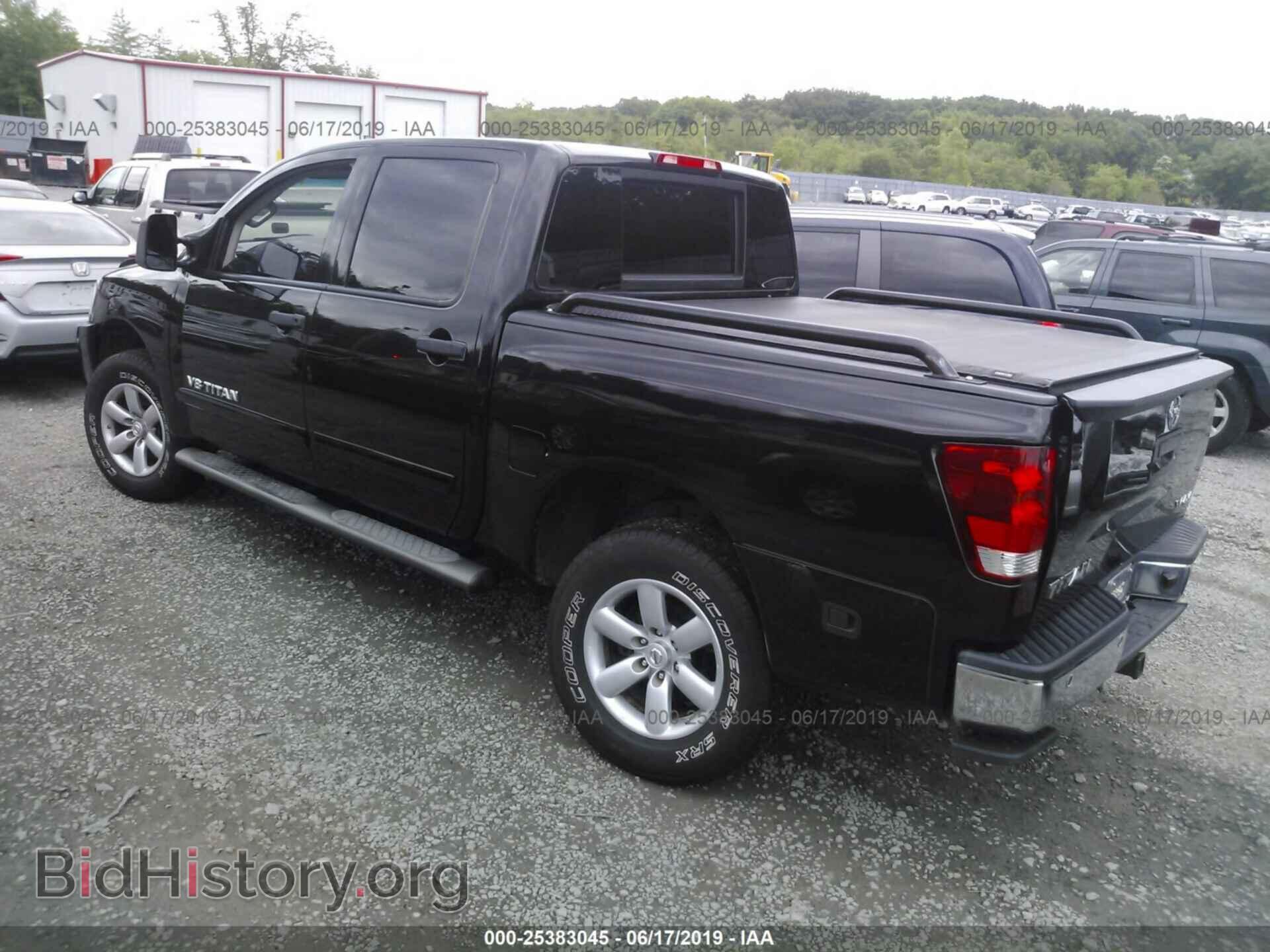 2013 NISSAN TITAN - VIN: 1N6AA0EC2DN304764 - Фото 3